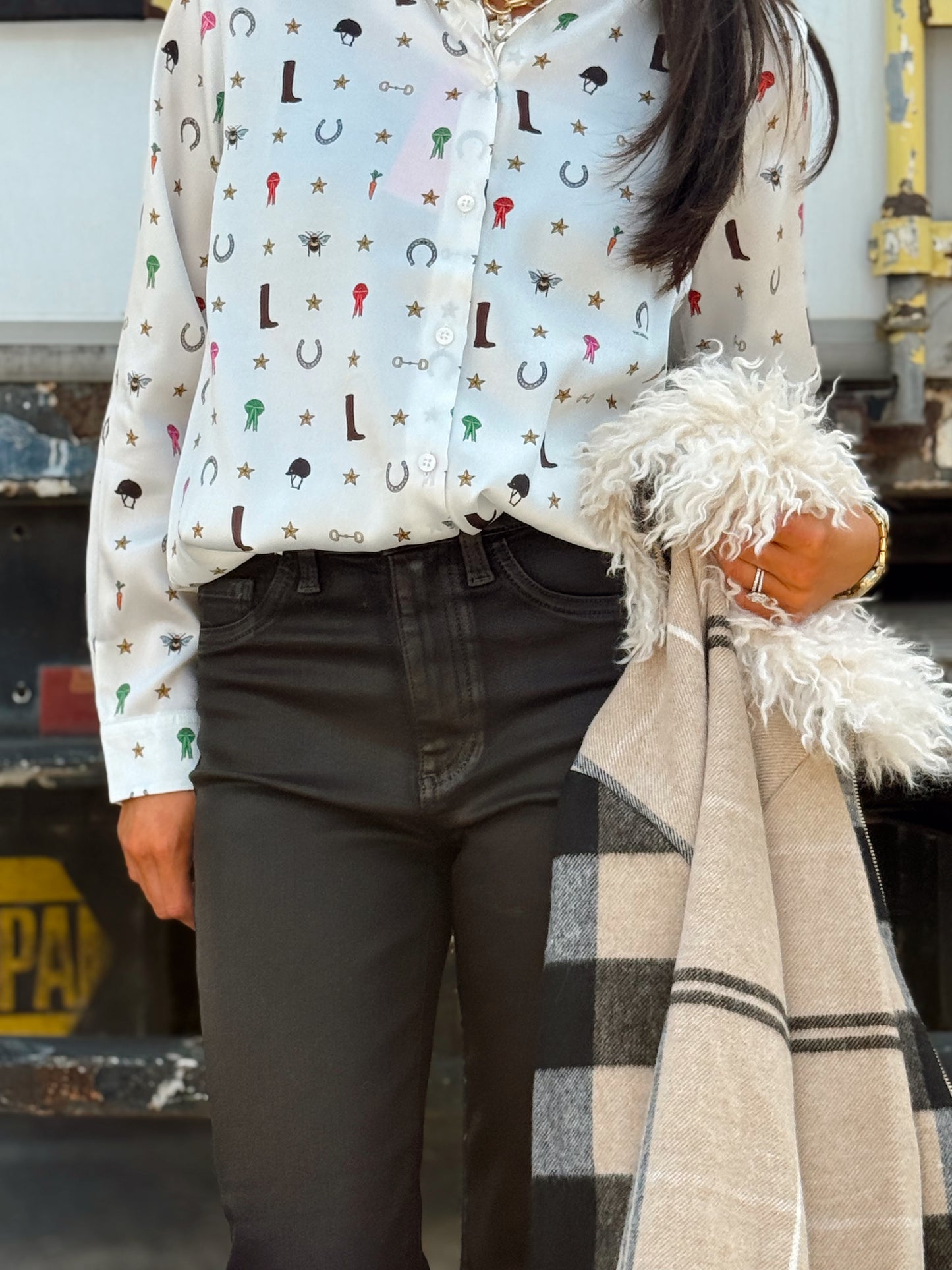 TEA SHIRT