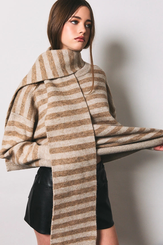 OVERSIZED SWEATER WITH SCARF