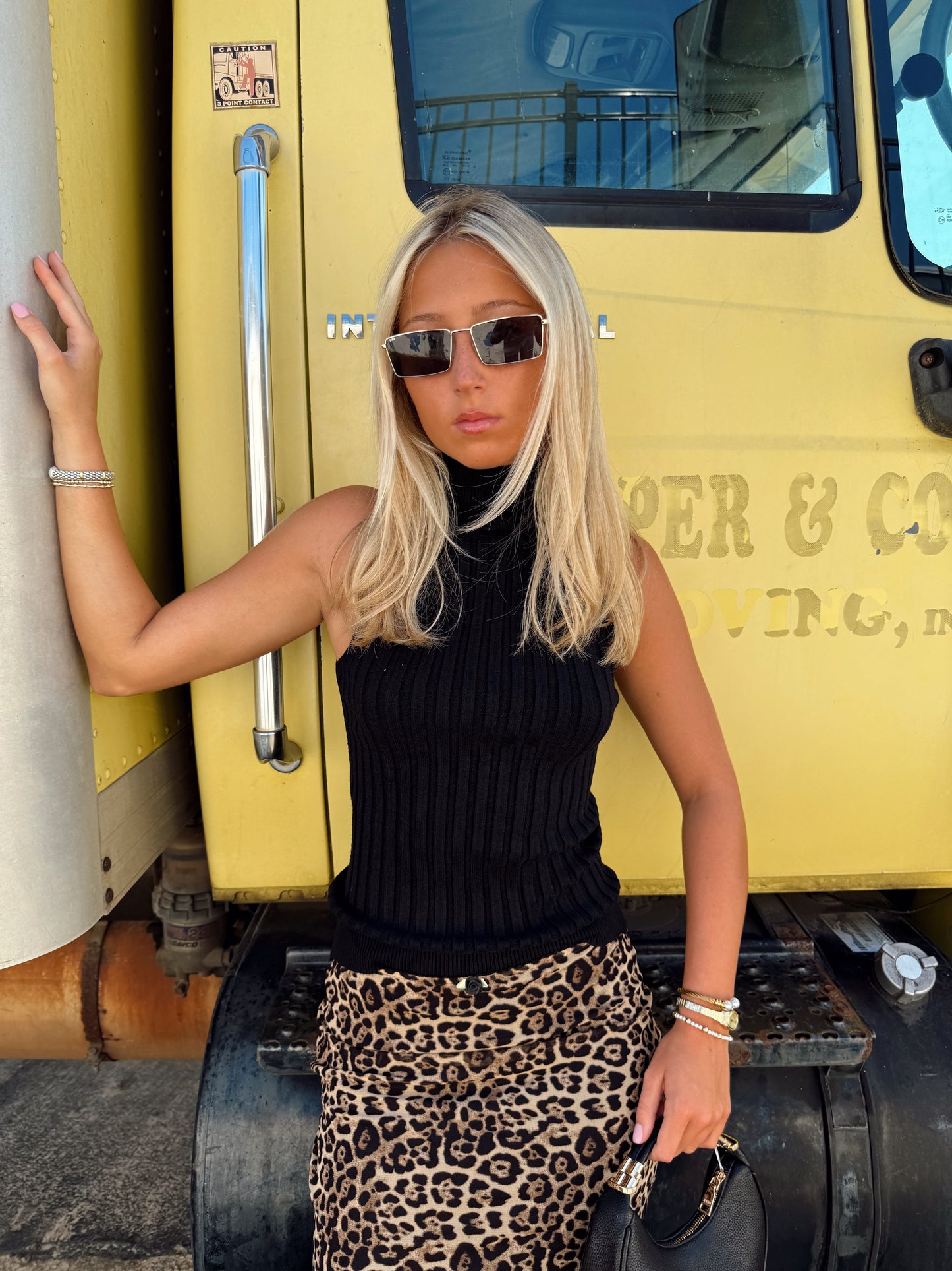 BEN TURTLENECK KNIT TOP