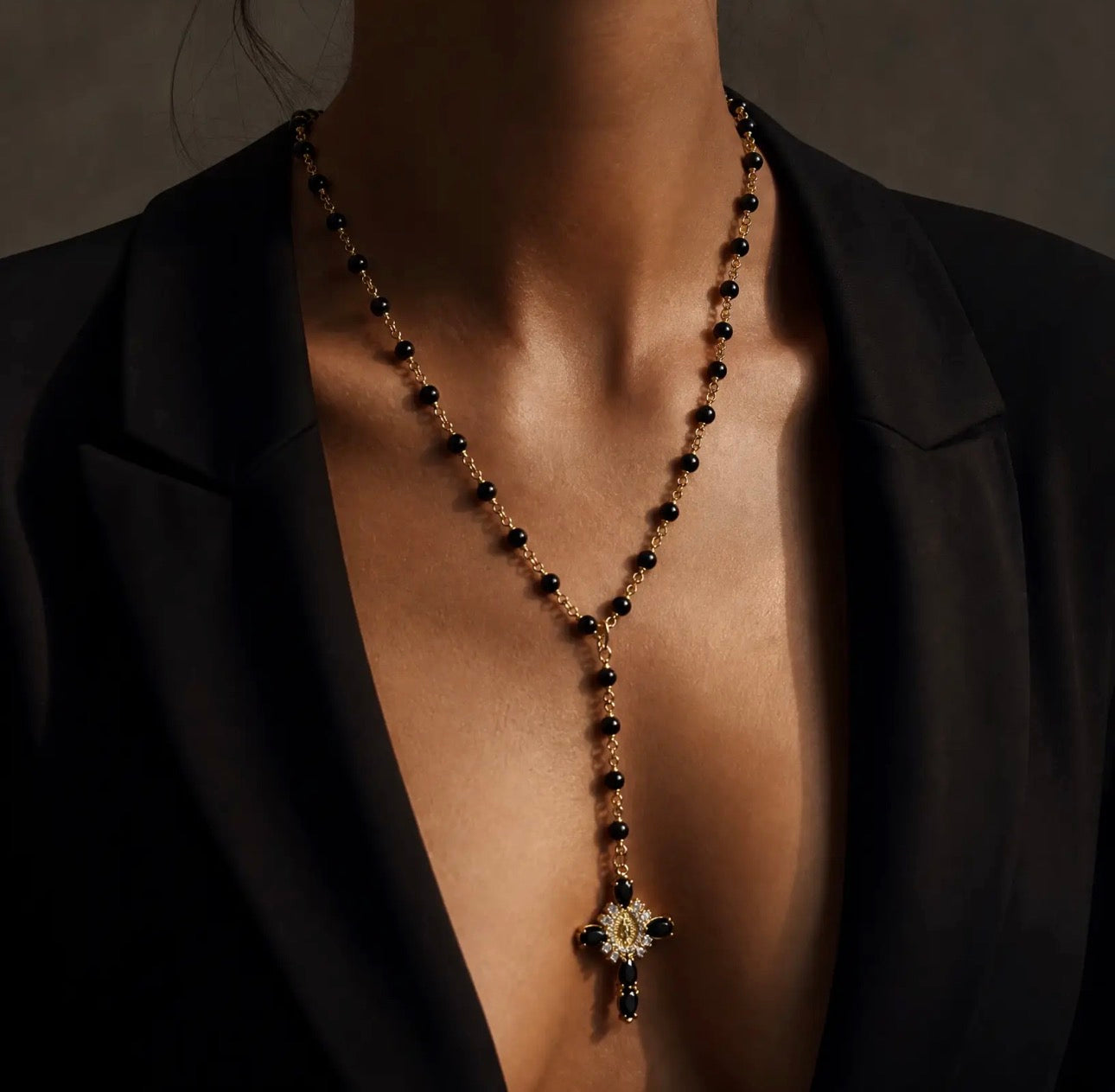 MIDNIGHT ROSARY NECKLACE