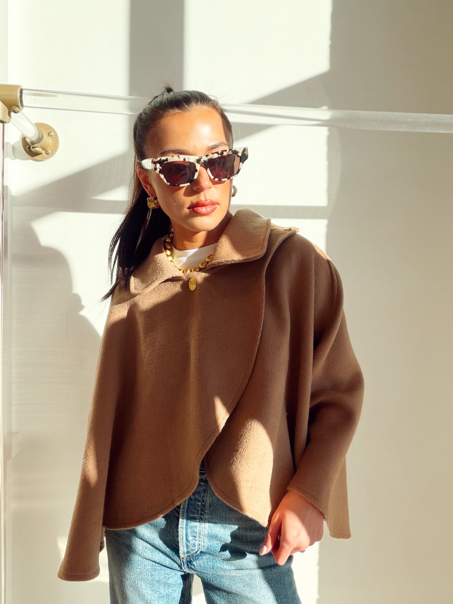 SHORT CAPE SHAWL COAT