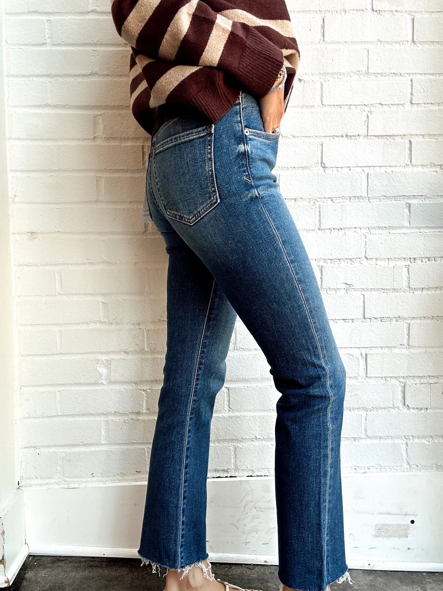 SHY GIRL- INFLUENCER