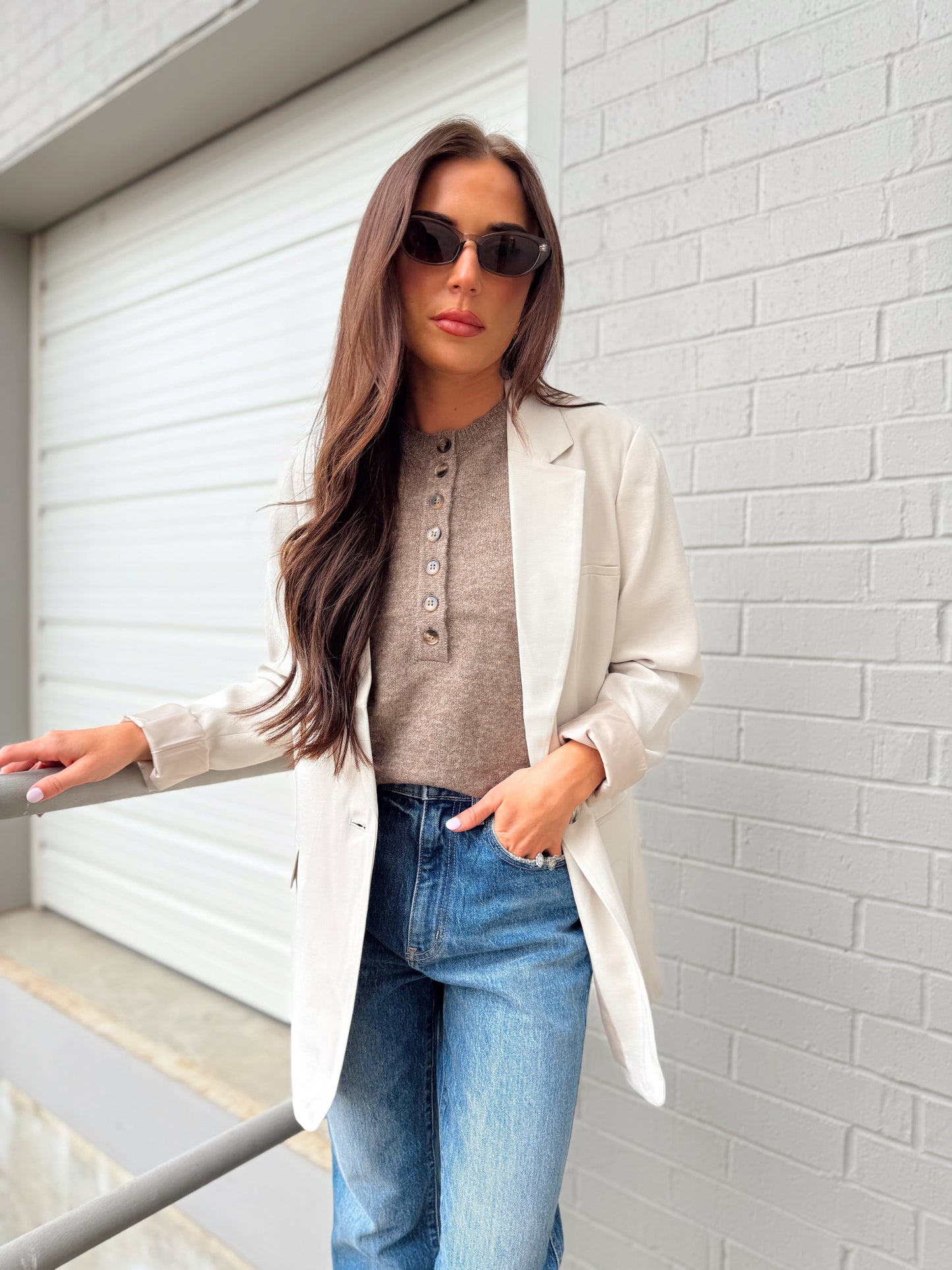 SINGLE BUTTON BLAZER