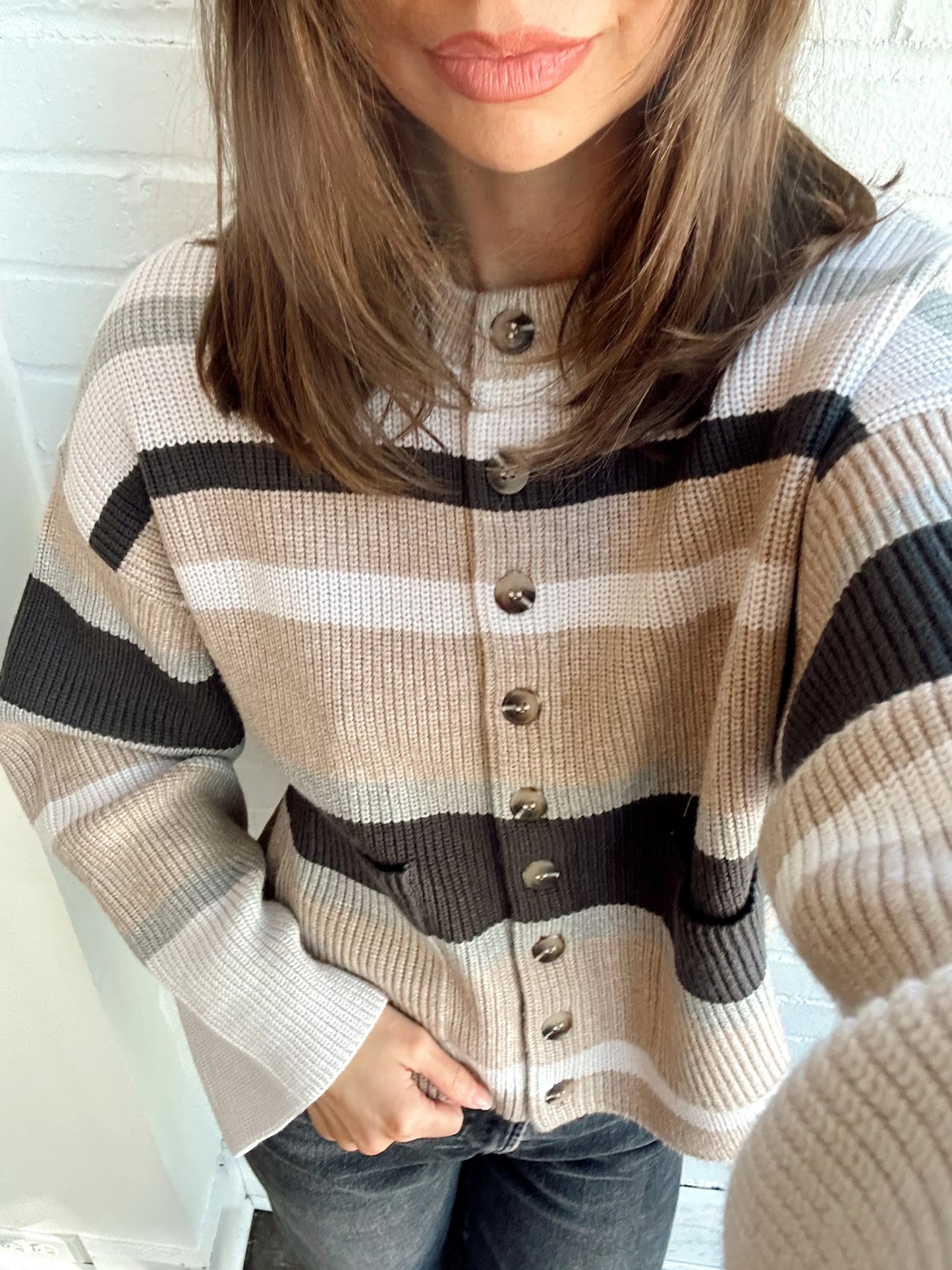 CREWNECK STRIPE CARDIGAN