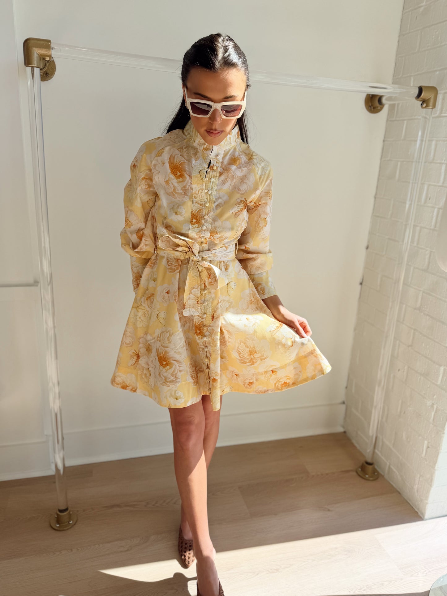 YELLOW FLORAL PRINT BELTED MINI DRESS