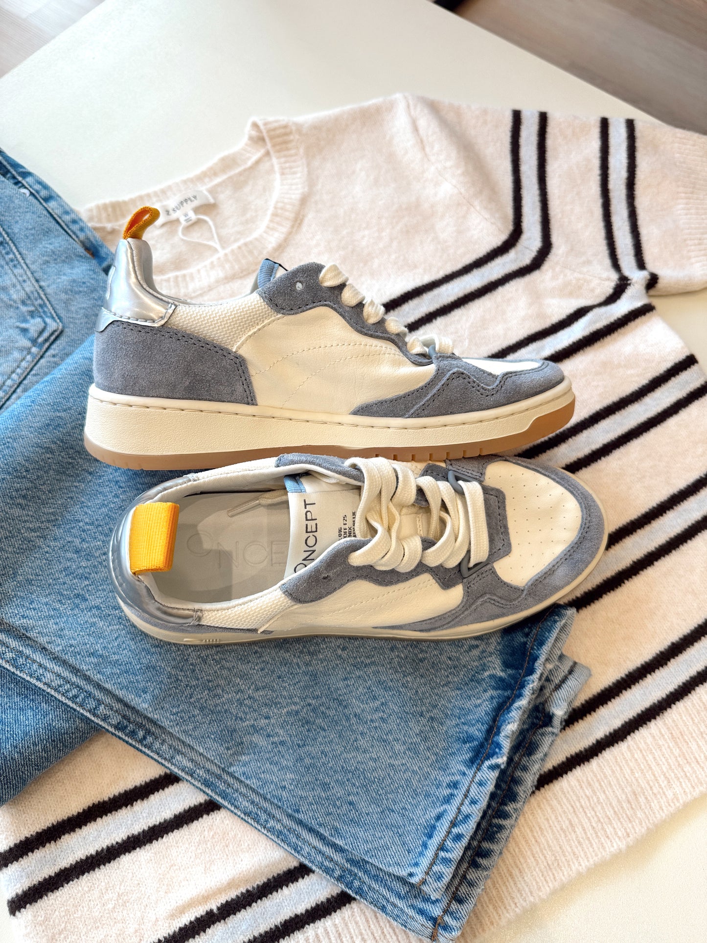 PHOENIX SNEAKER