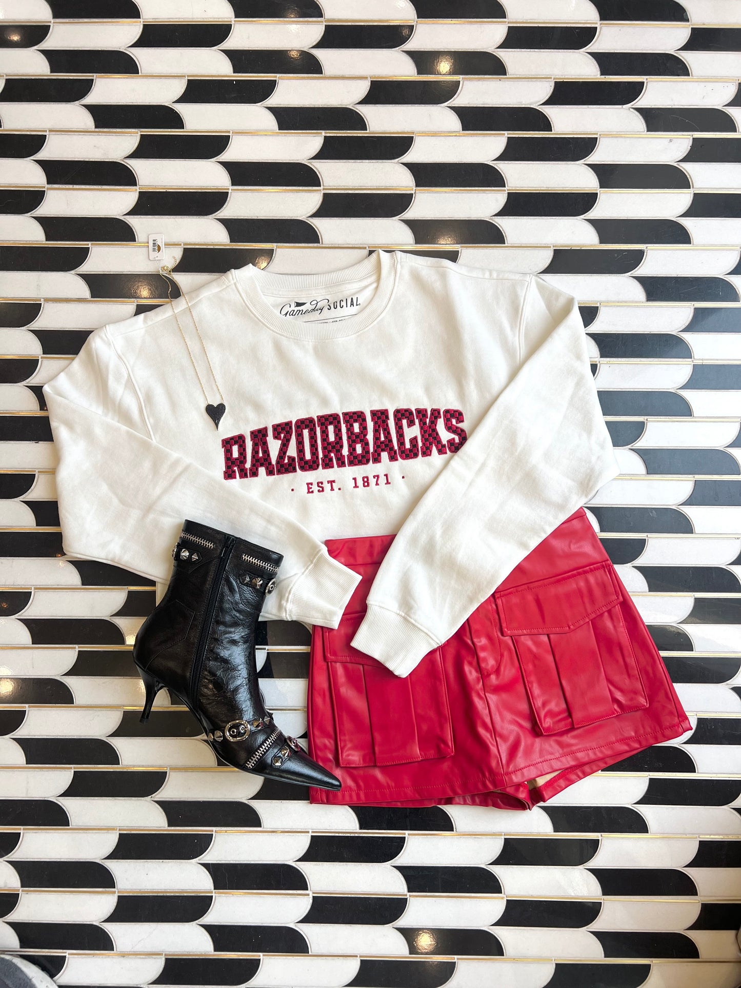 RAZORBACK CHECKERED SWEATSHIRT