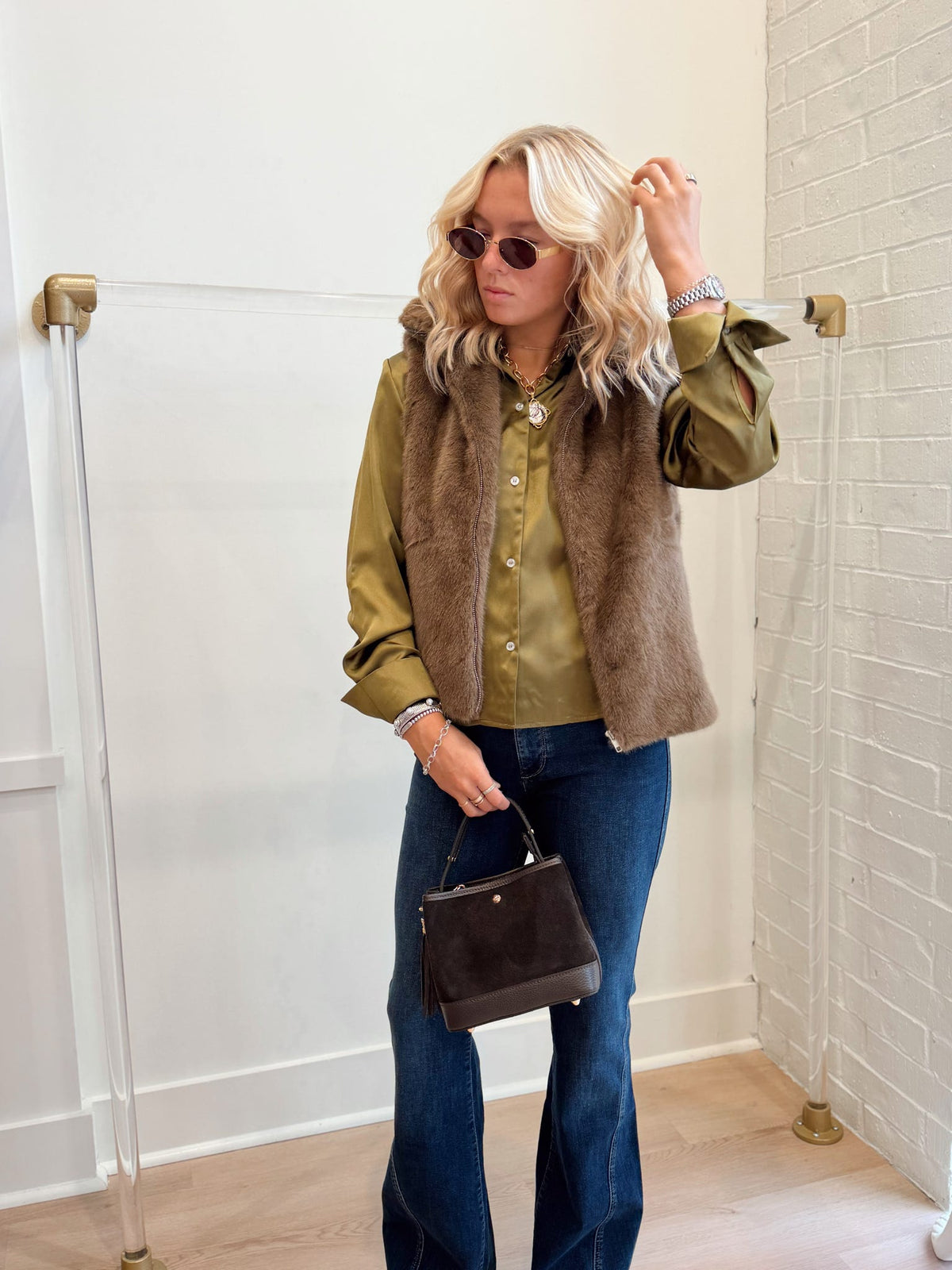 HIGH NECK FAUX FUR ZIP VEST