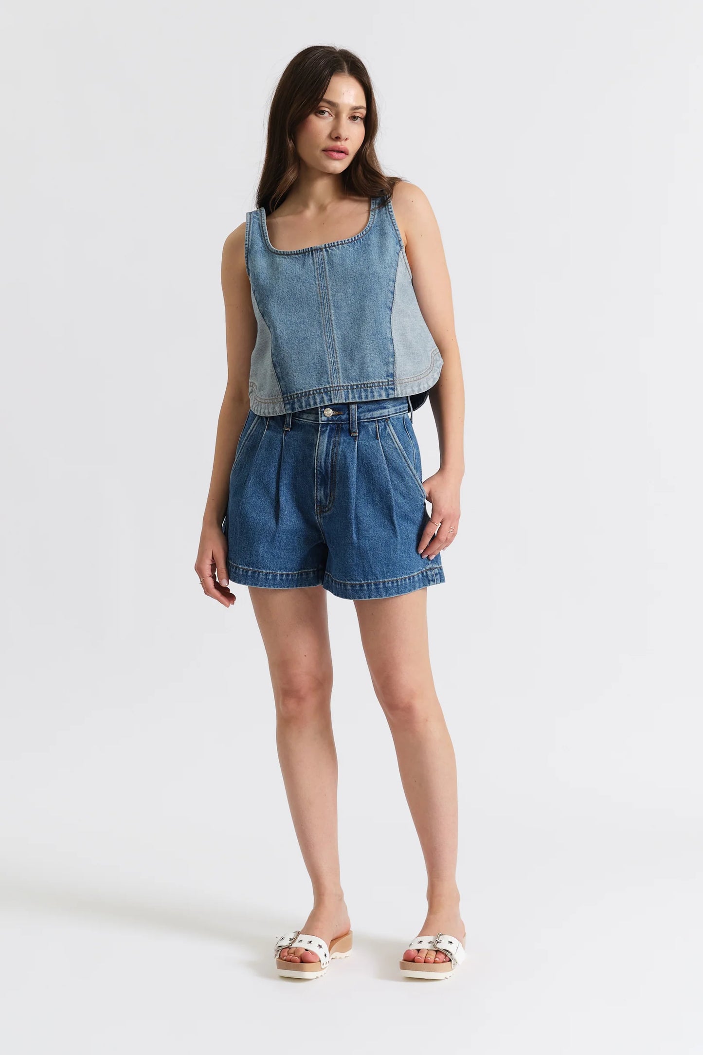 CORONADO PLEATED SHORT IN MONTAGE