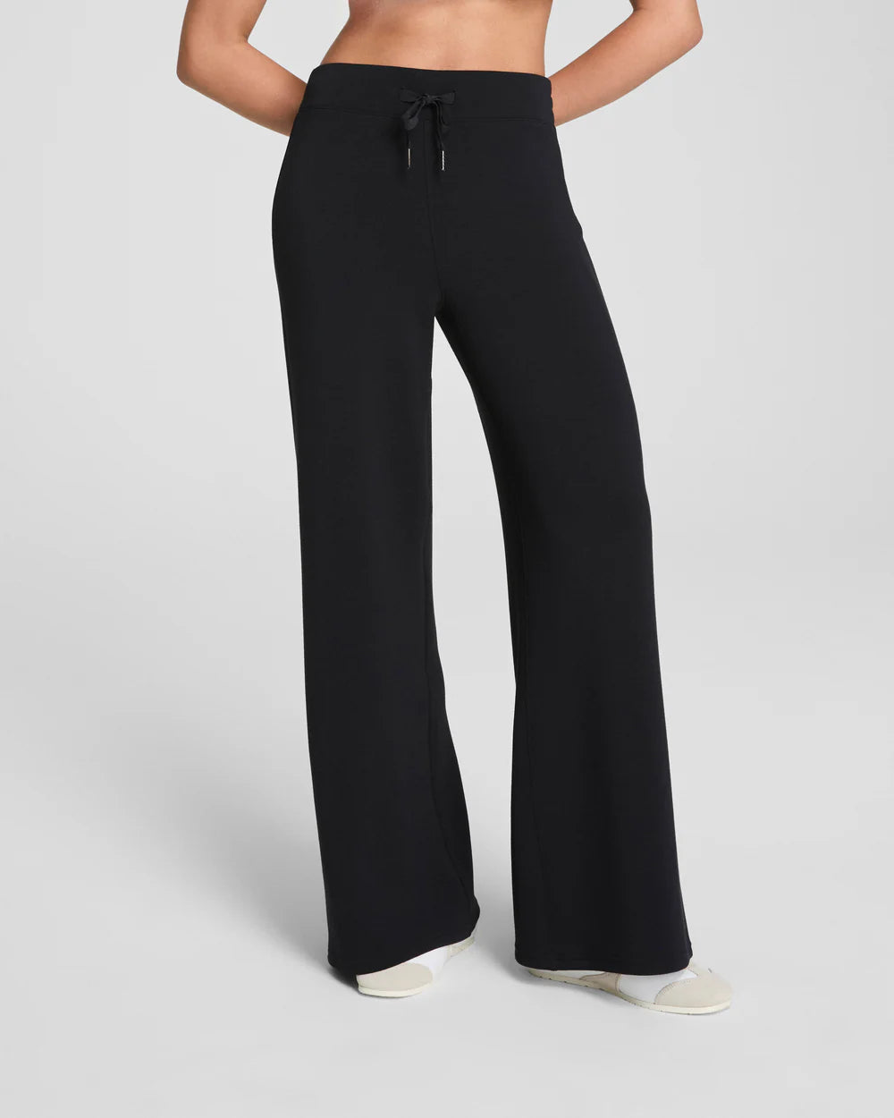 AIR ESSENTIALS WIDE LEG PANT
