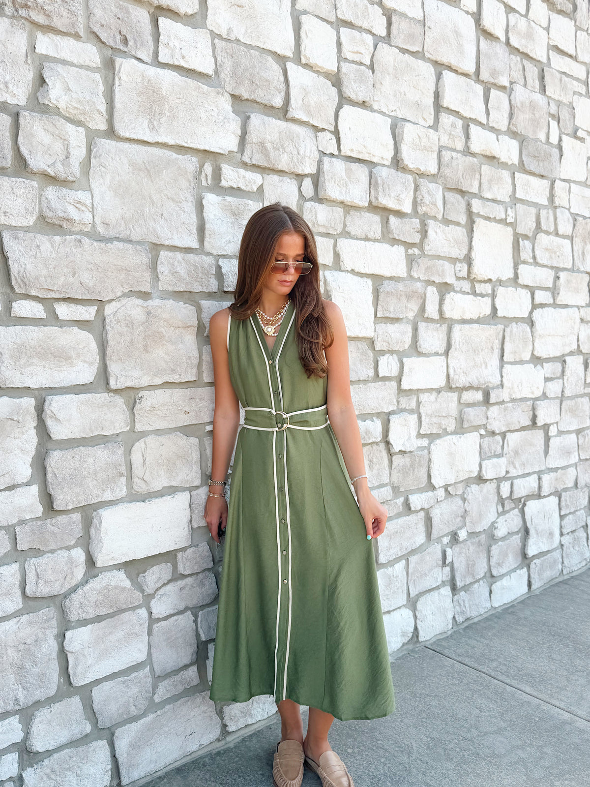 SLEEVELESS BELTED MAXI
