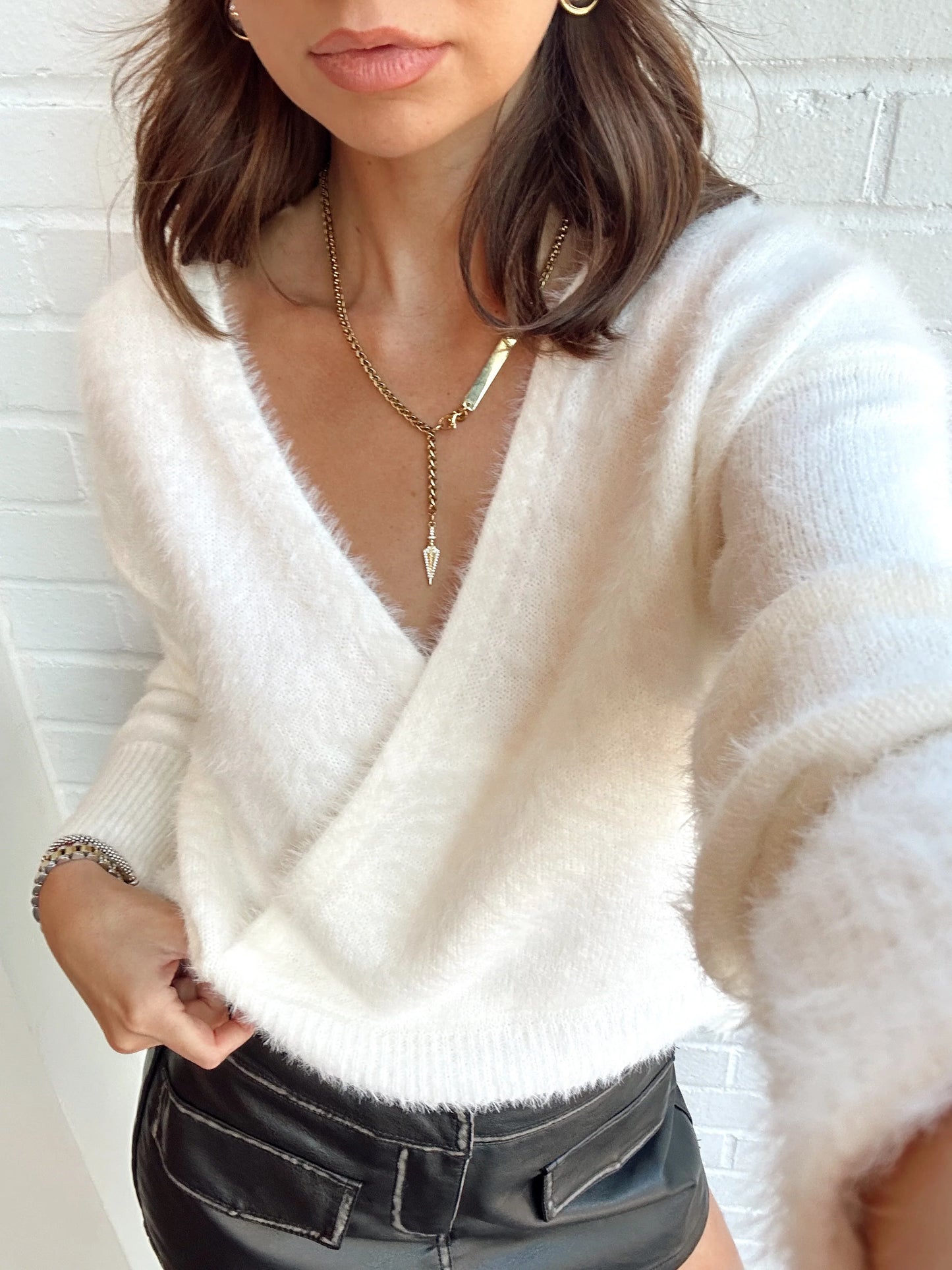 LOGAN SWEATER