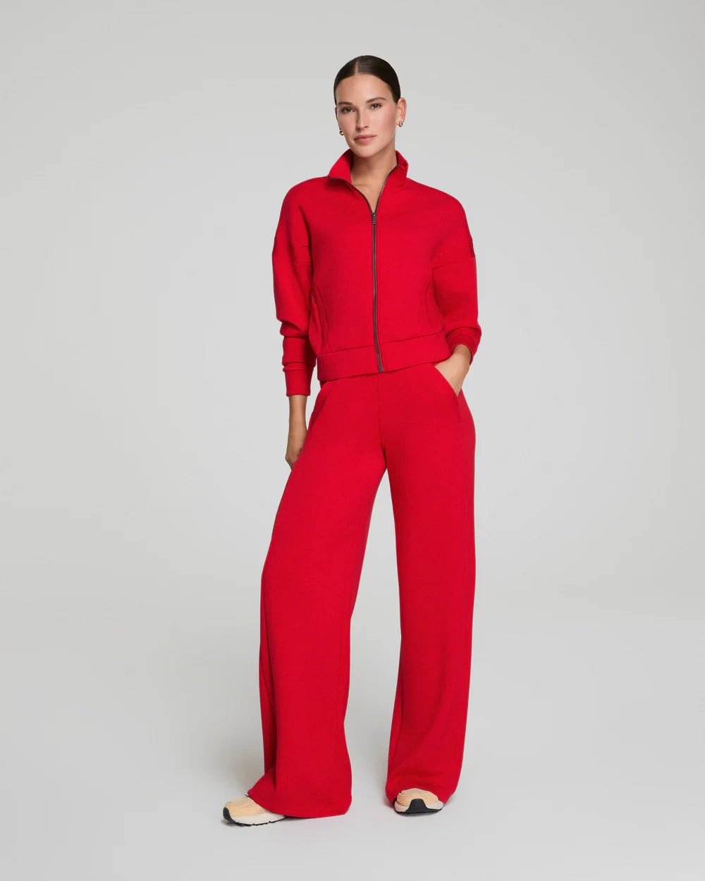 AIR ESSENTIAL WIDE LEG PANT