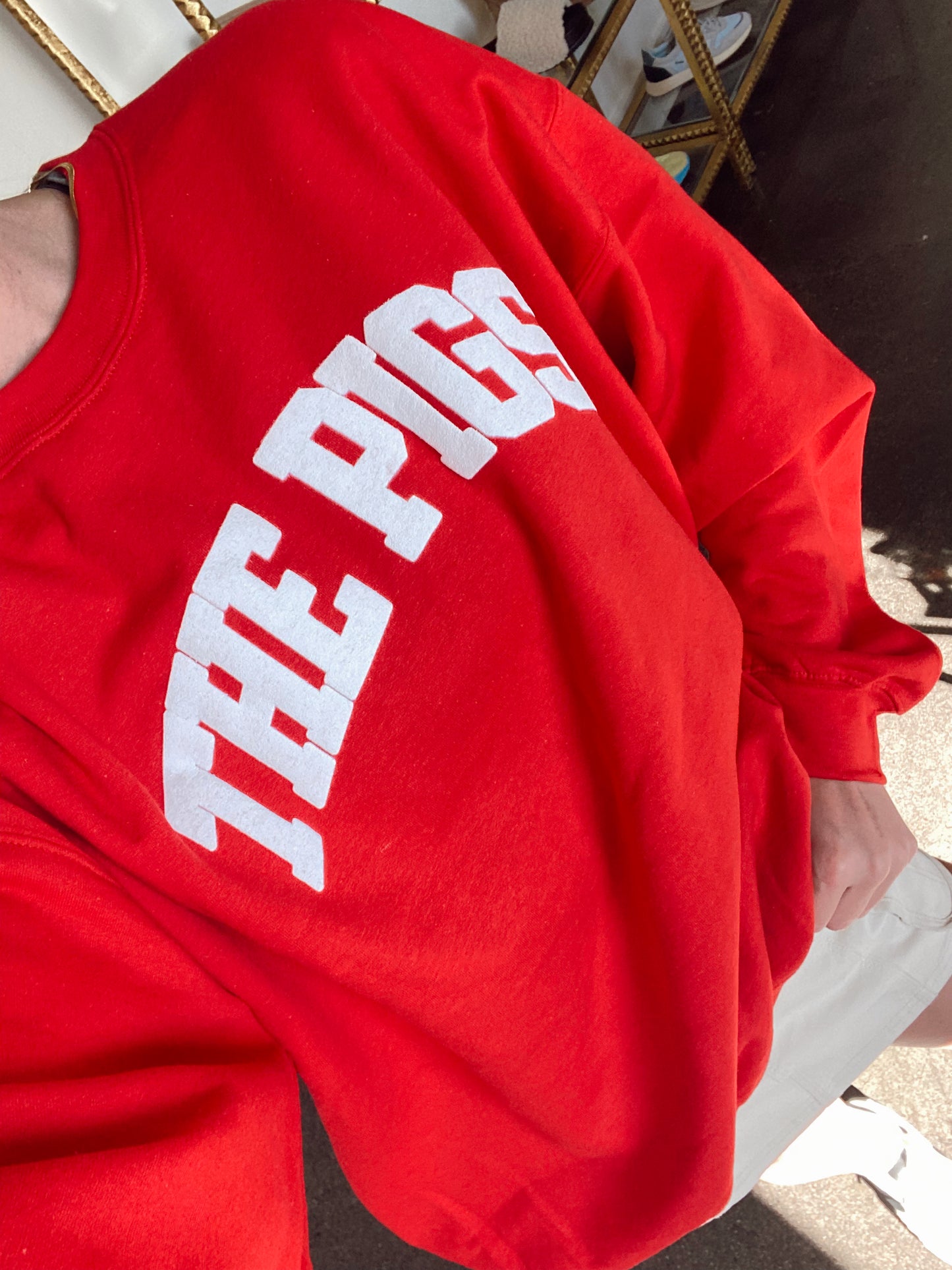 THE PIGS SWEATSHIRT