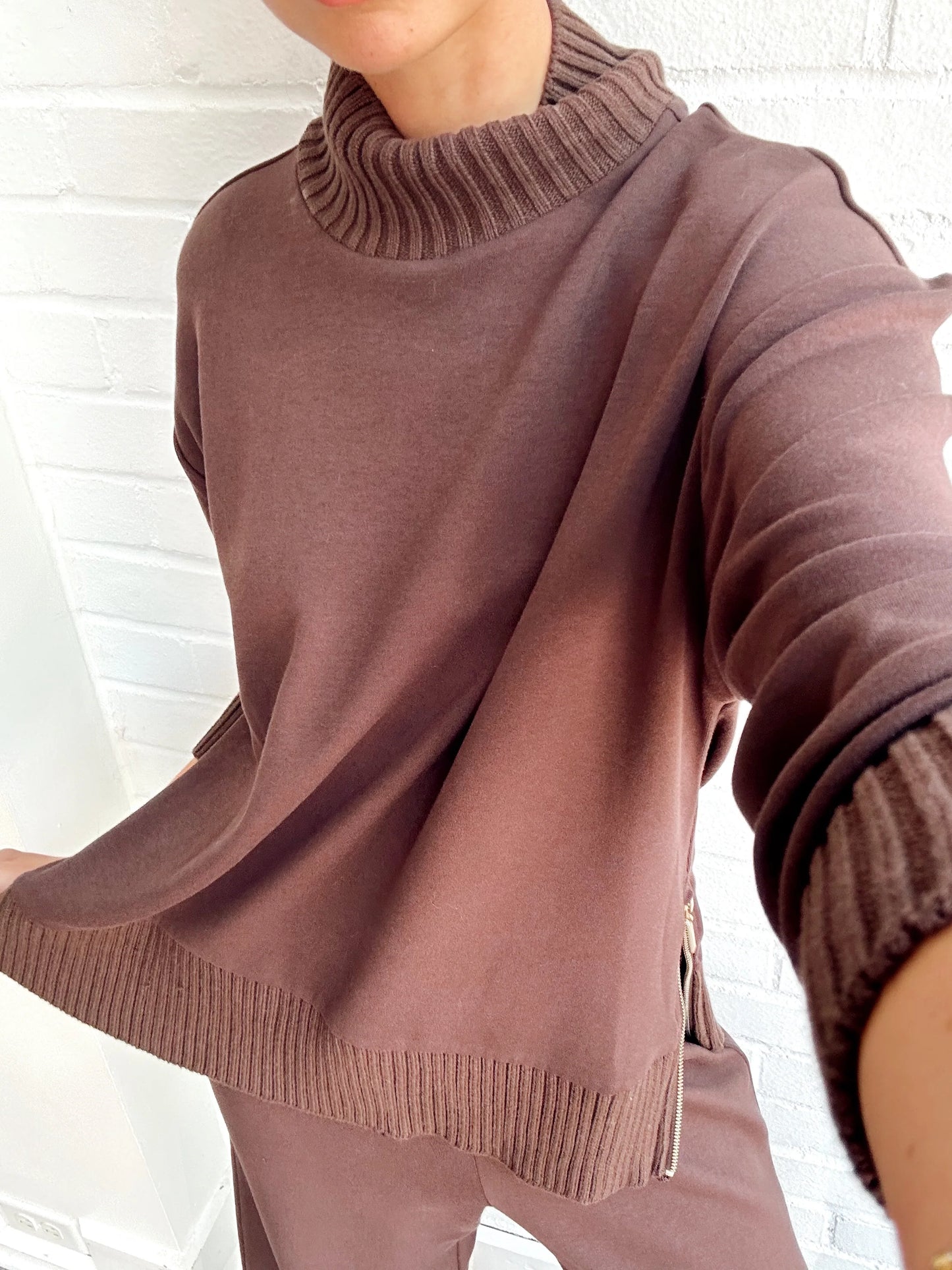 SABLE RIB SWEATSHIRT