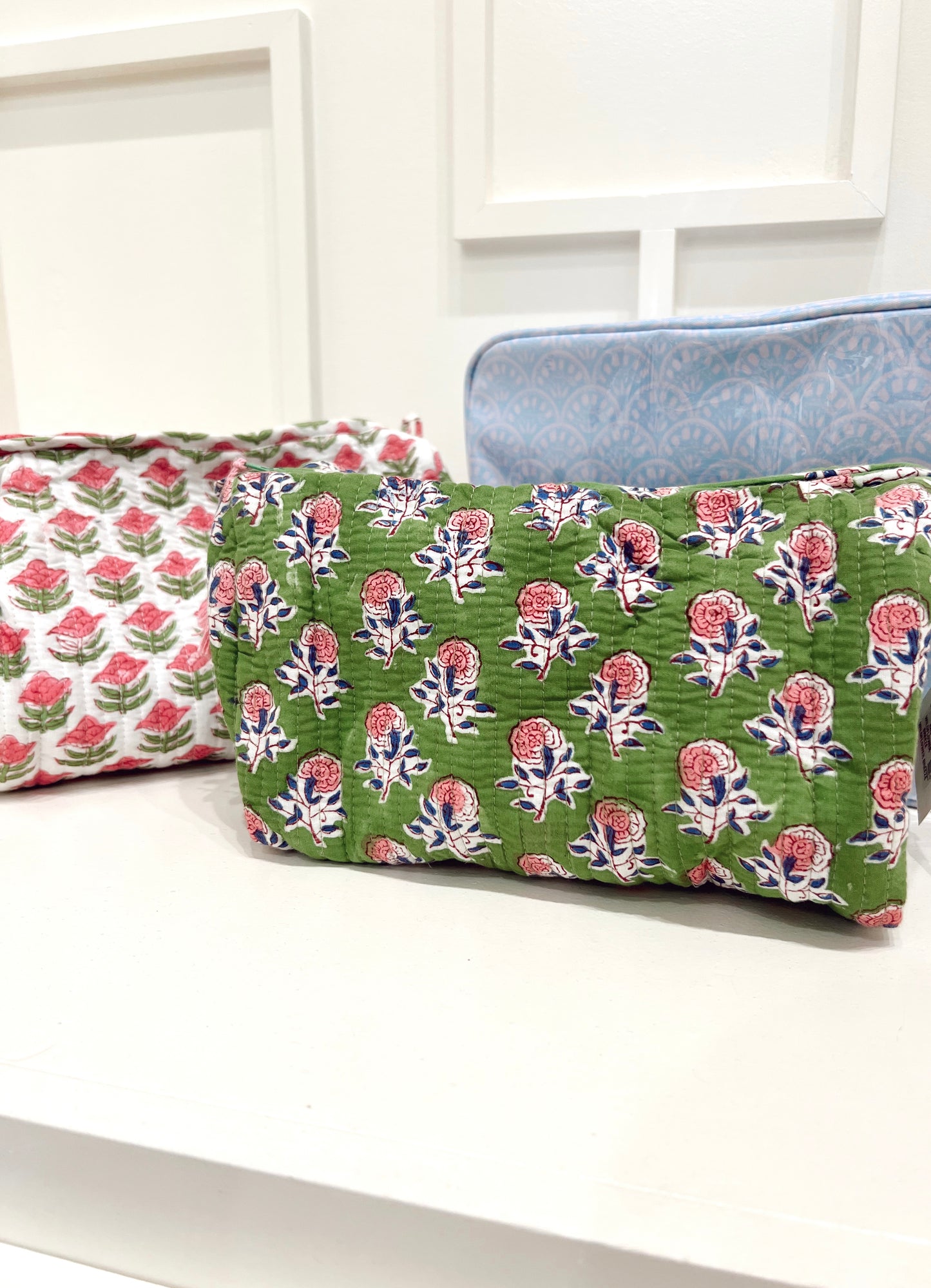 QUILTED MAKEUP BAG