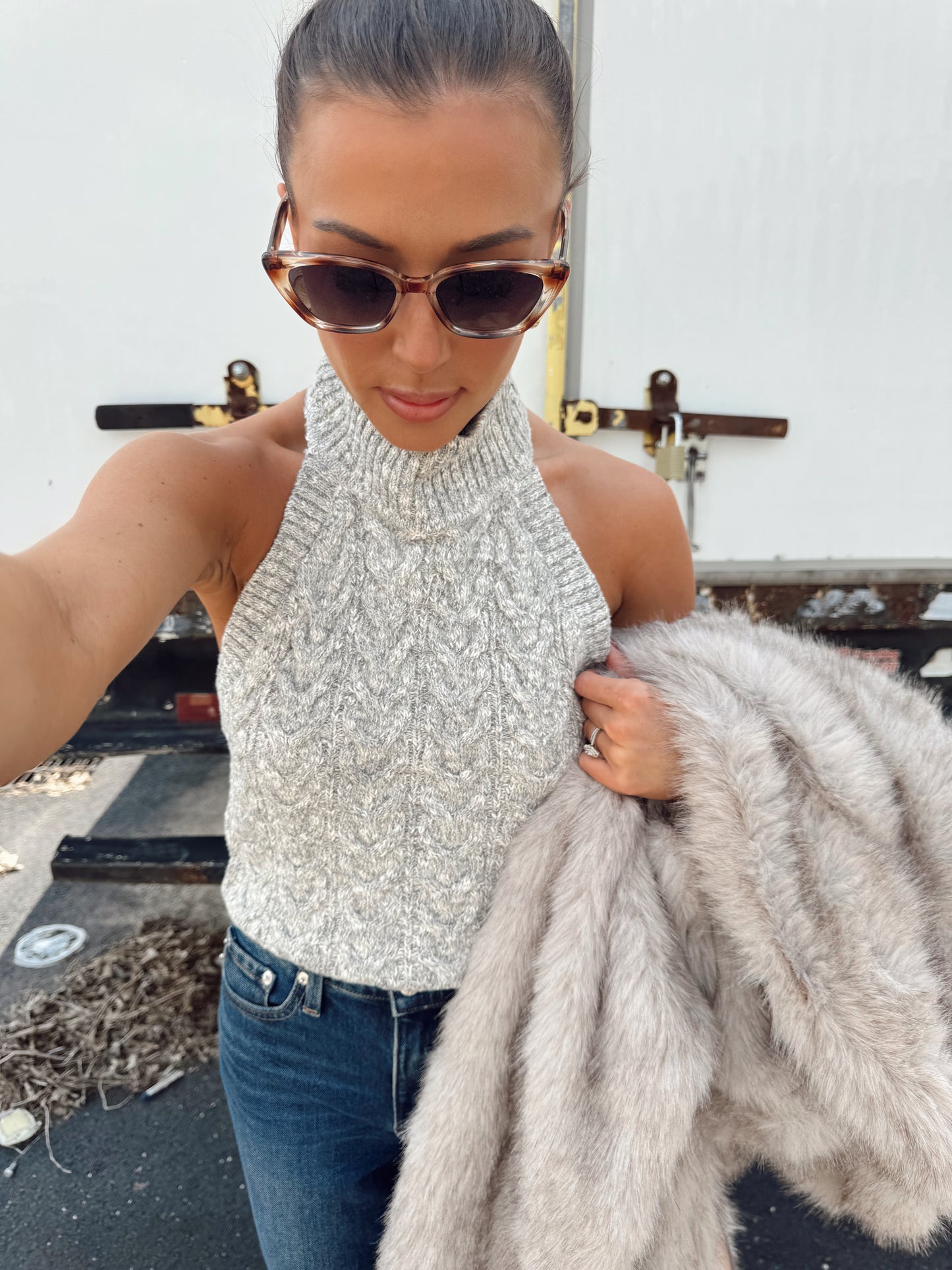 ALINA SWEATER