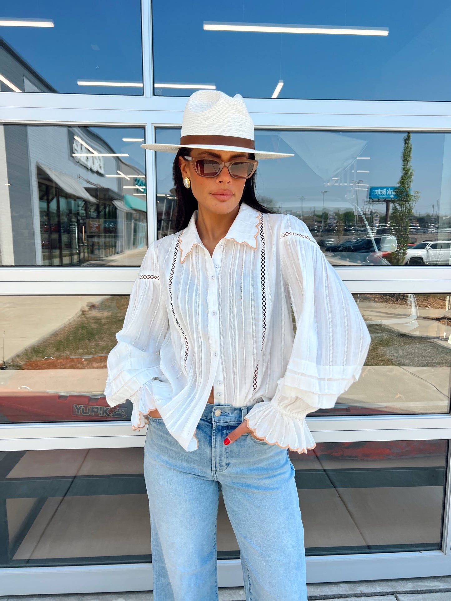 SCALLOP EDGE SHIRT TOP