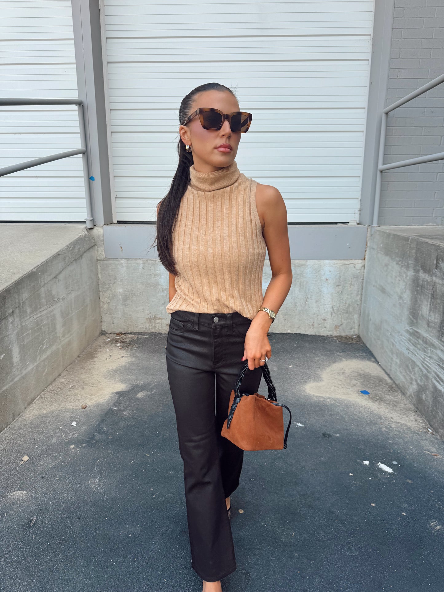 TURTLE NECK TANK SWEATER