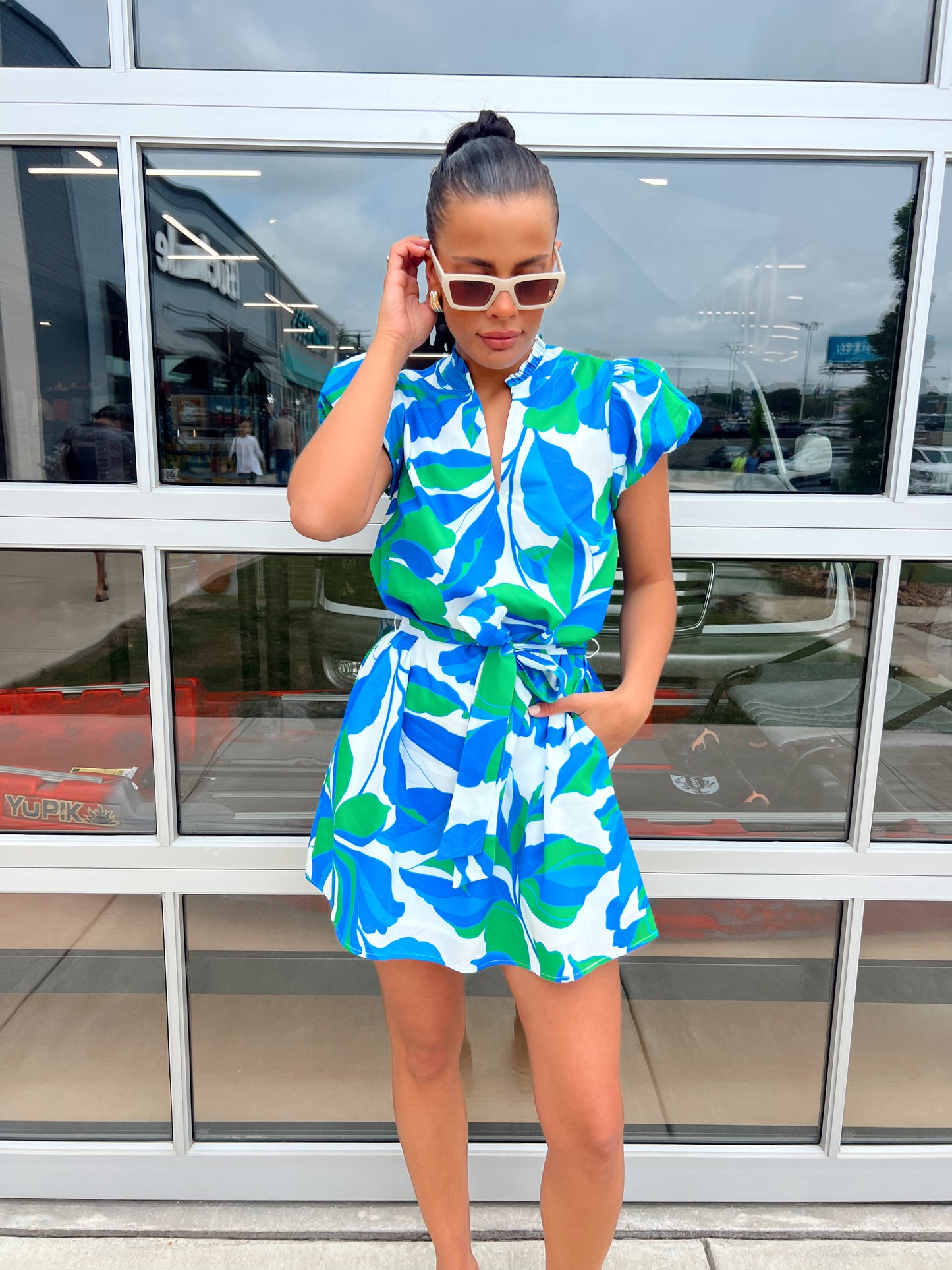 FLORAL SHIFT MINI DRESS