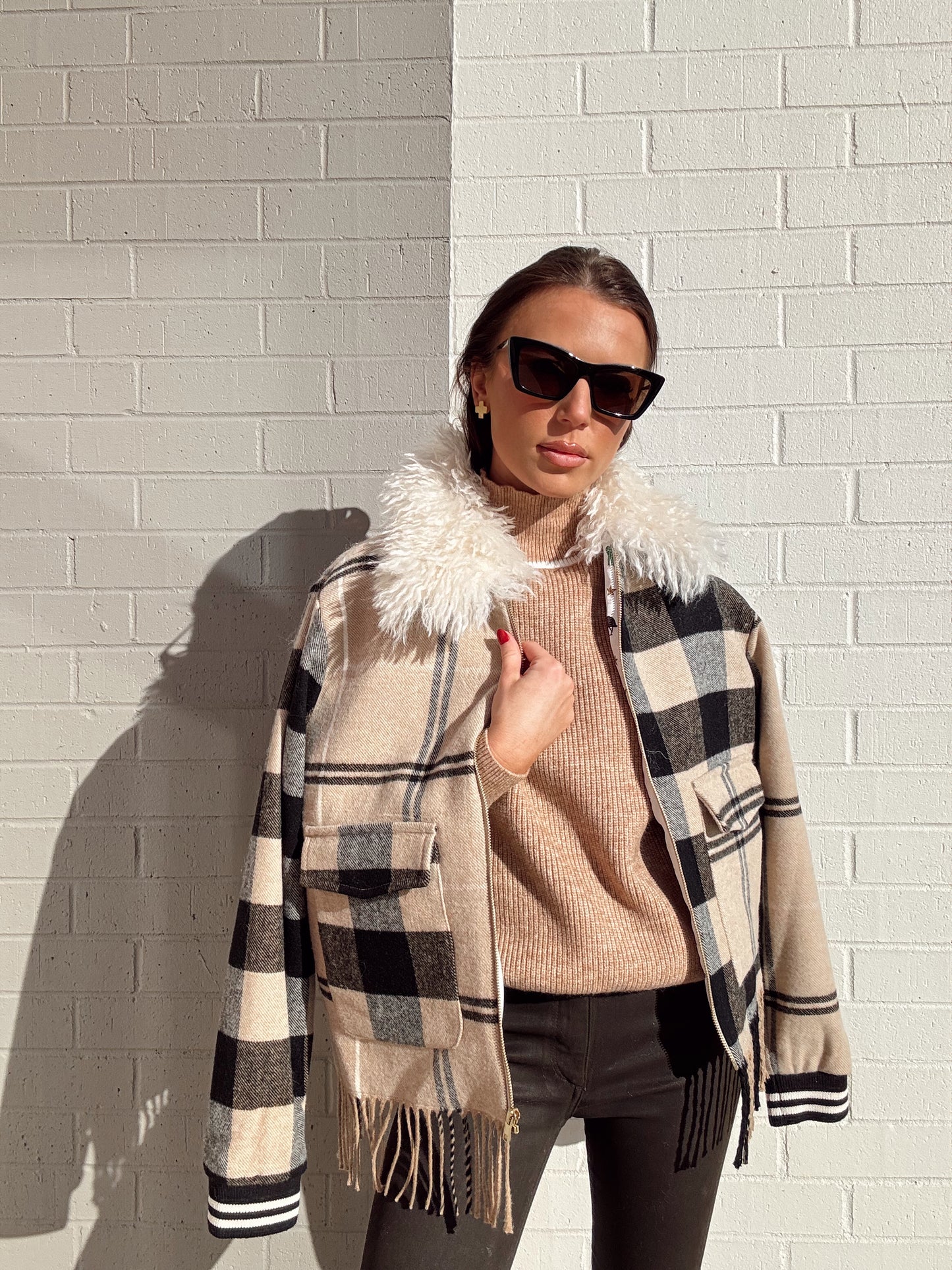 JESSE TURTLENECK SWEATER