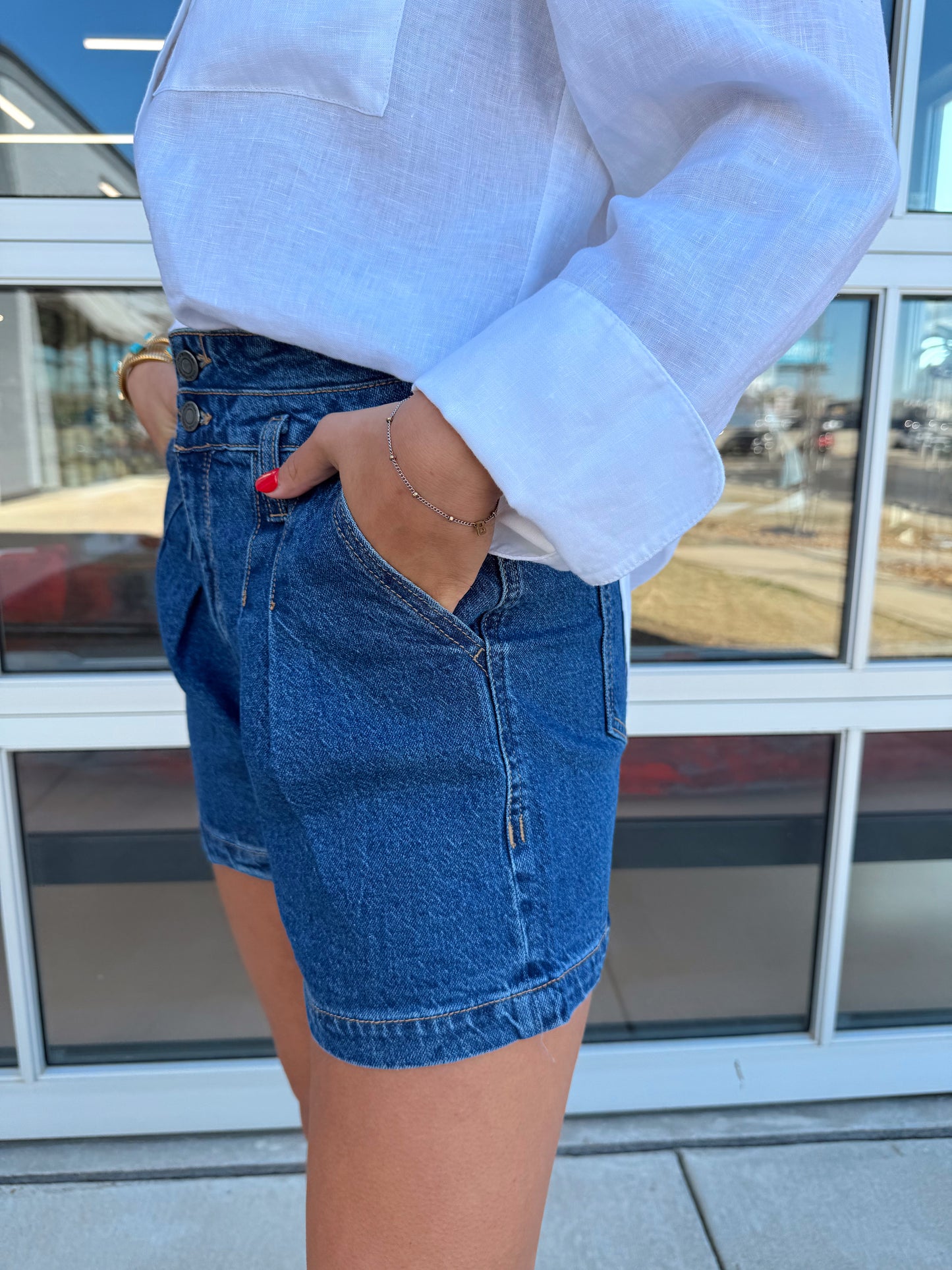 DOUBLE WAISTBAND DENIM SHORT