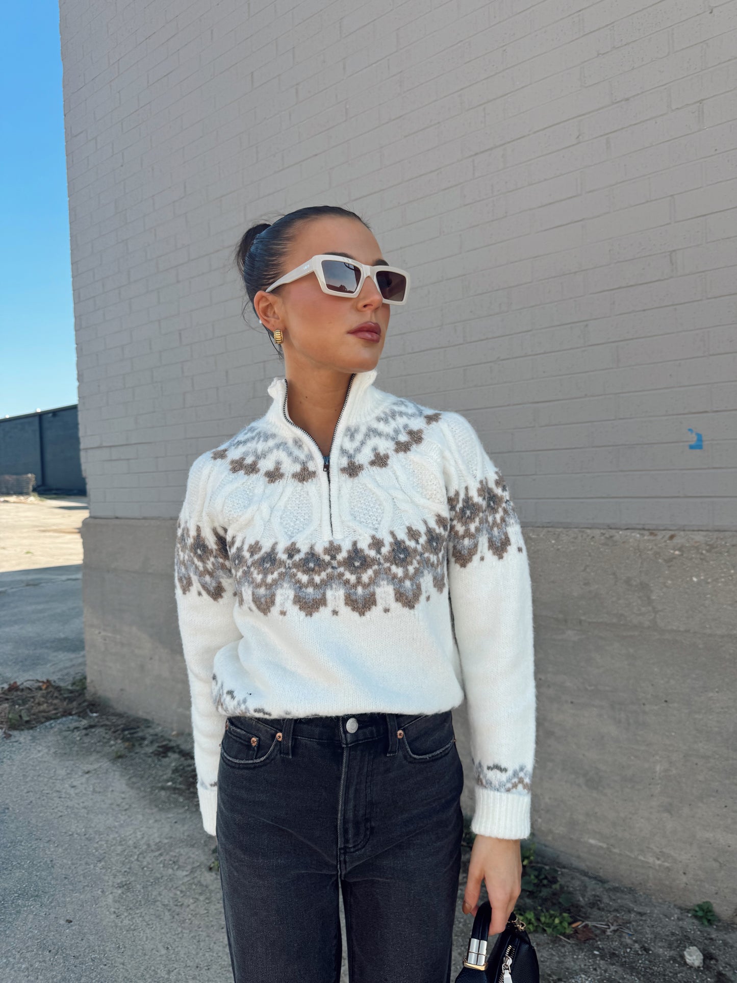 LONG RAGLEN SLEEVE PULLOVER