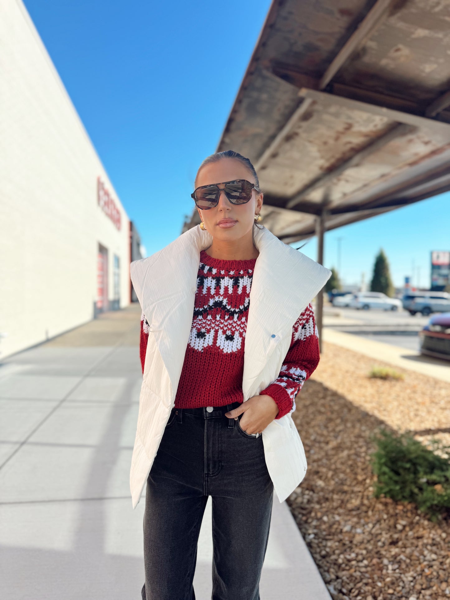 HUNTER SWEATER