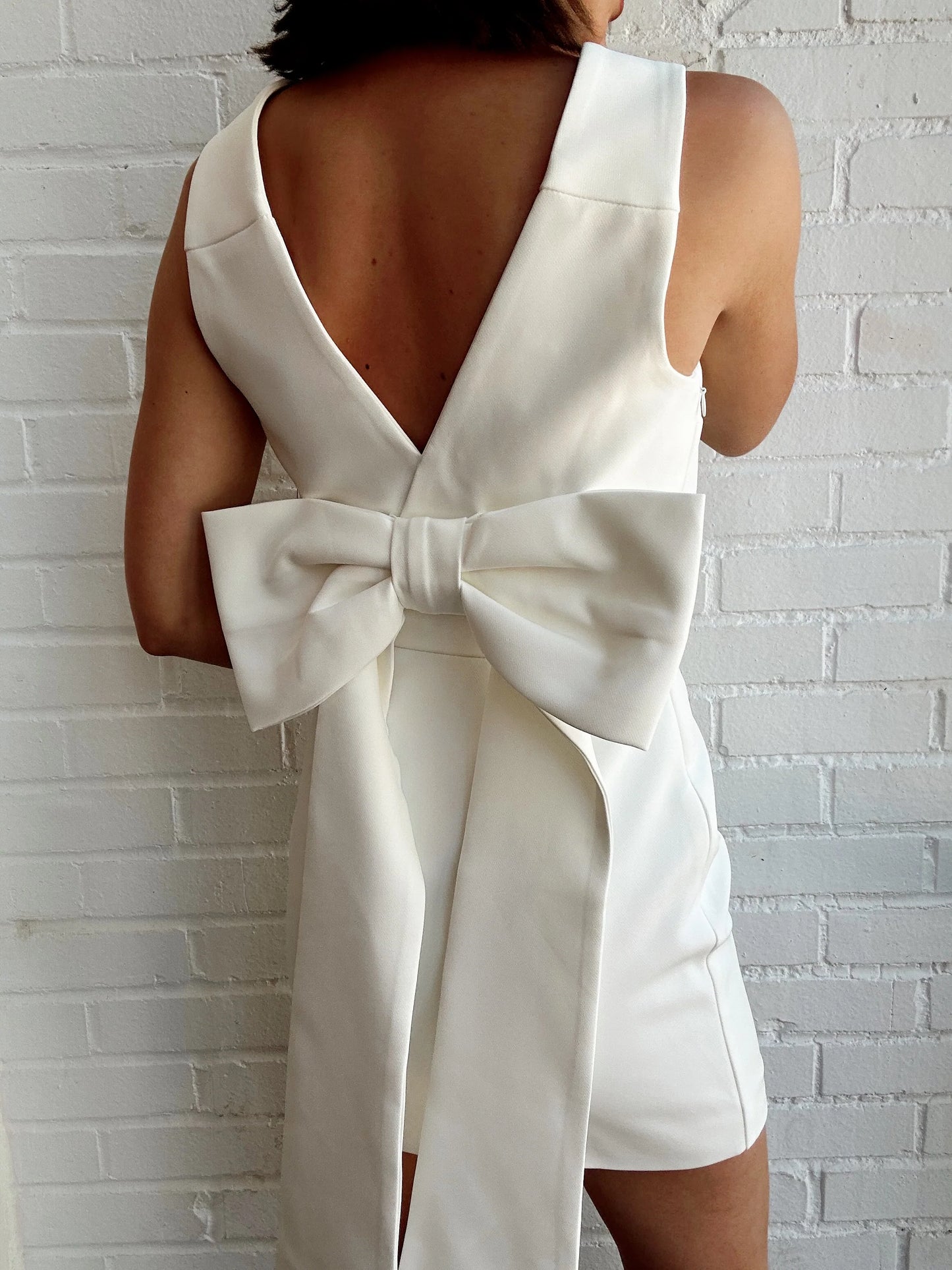 BACK BOW MINI DRESS