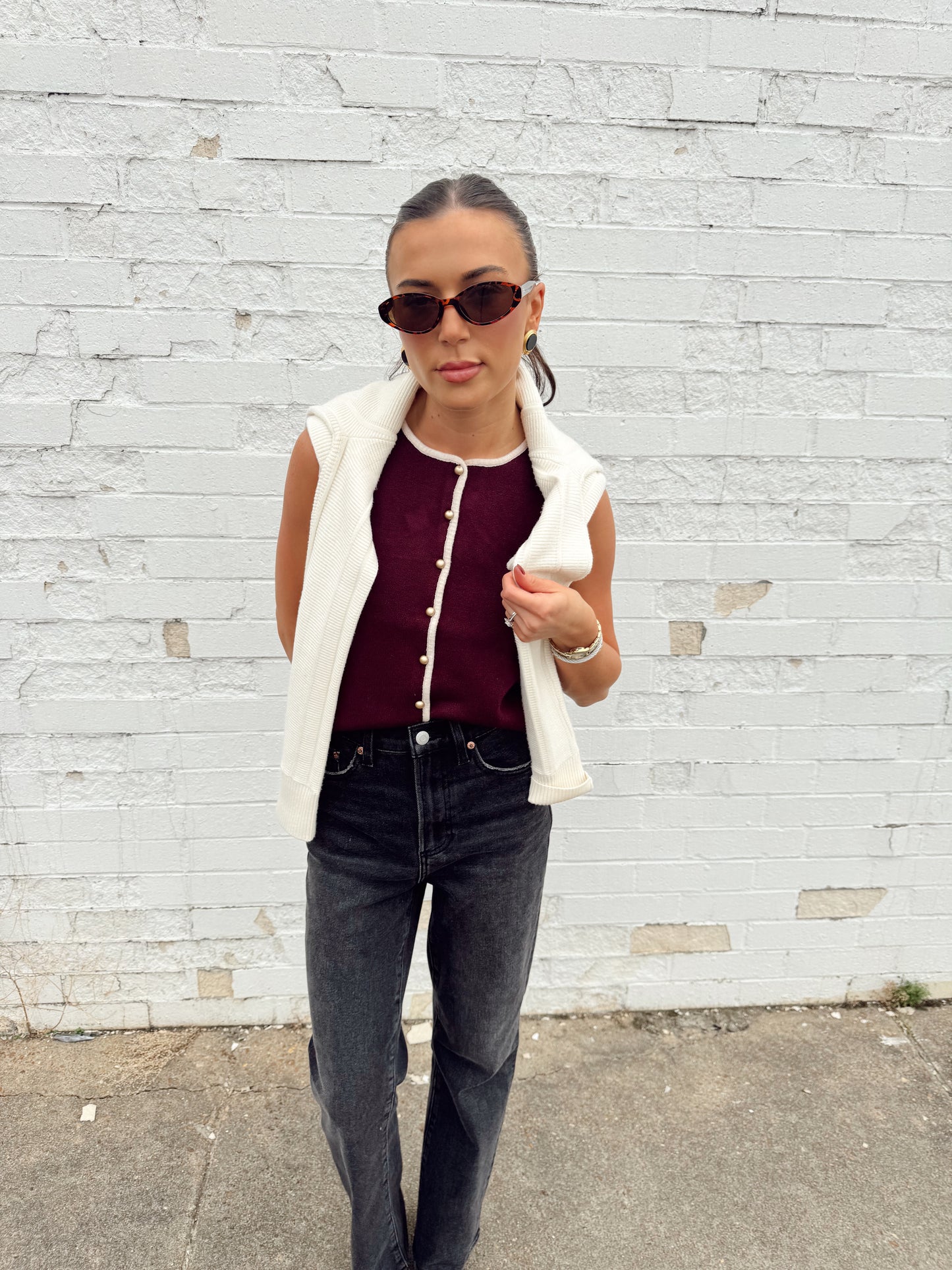 KNIT BUTTON VEST