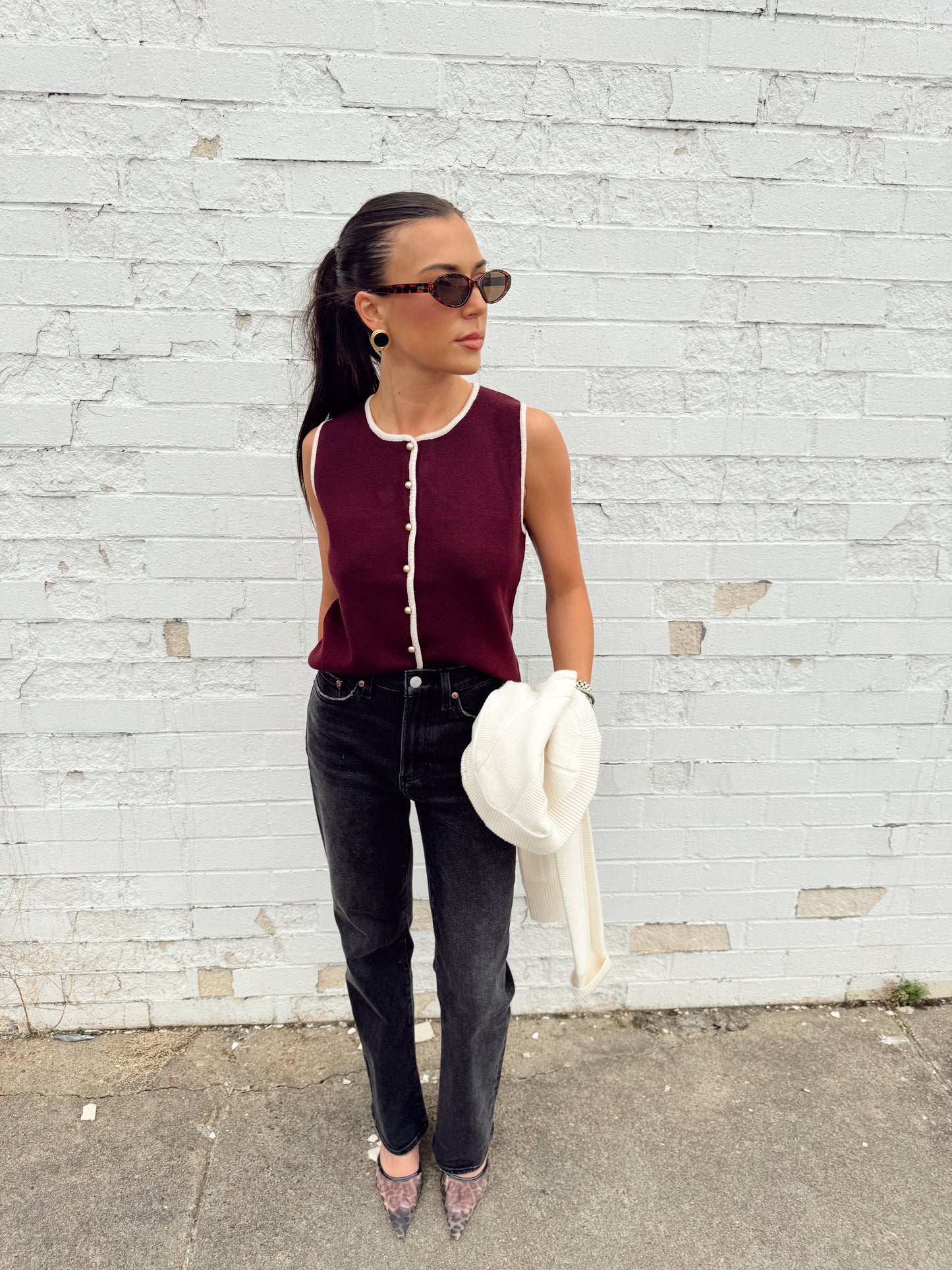 KNIT BUTTON VEST