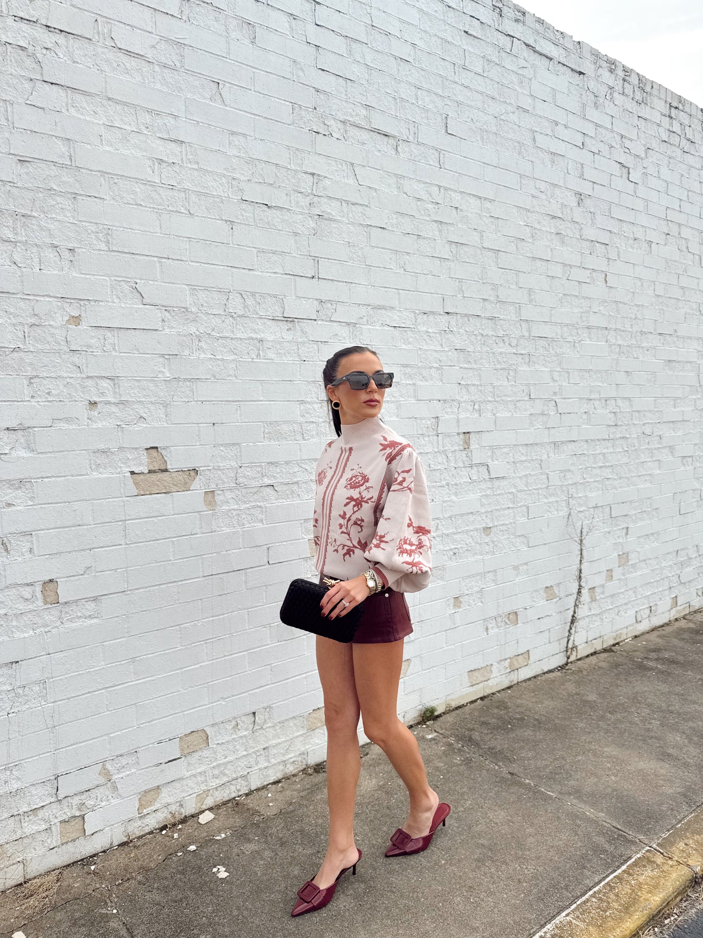 DRAMATIC BALLON SLEEVE MOCKNECK SWEATER