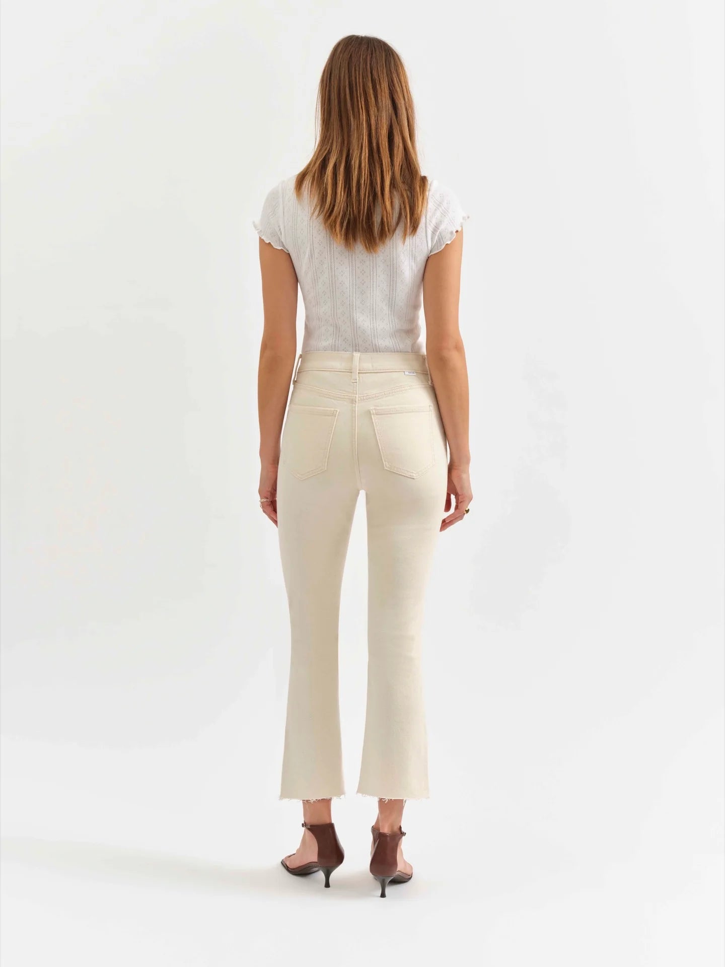 SHY GIRL CROP FLARE IN RAW CUT