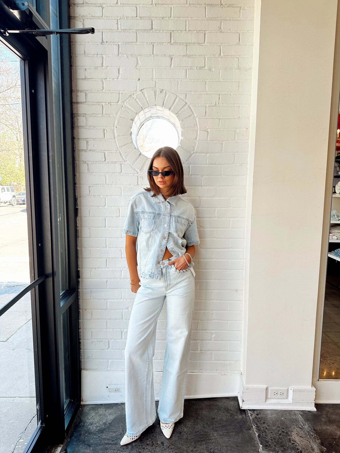 CROPPED OVERSIZE DENIM SHIRT