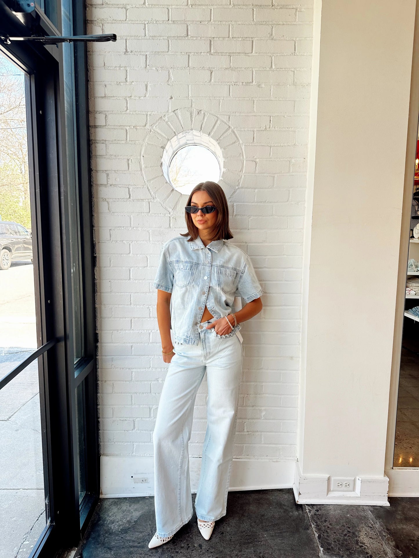 CROPPED OVERSIZE DENIM SHIRT