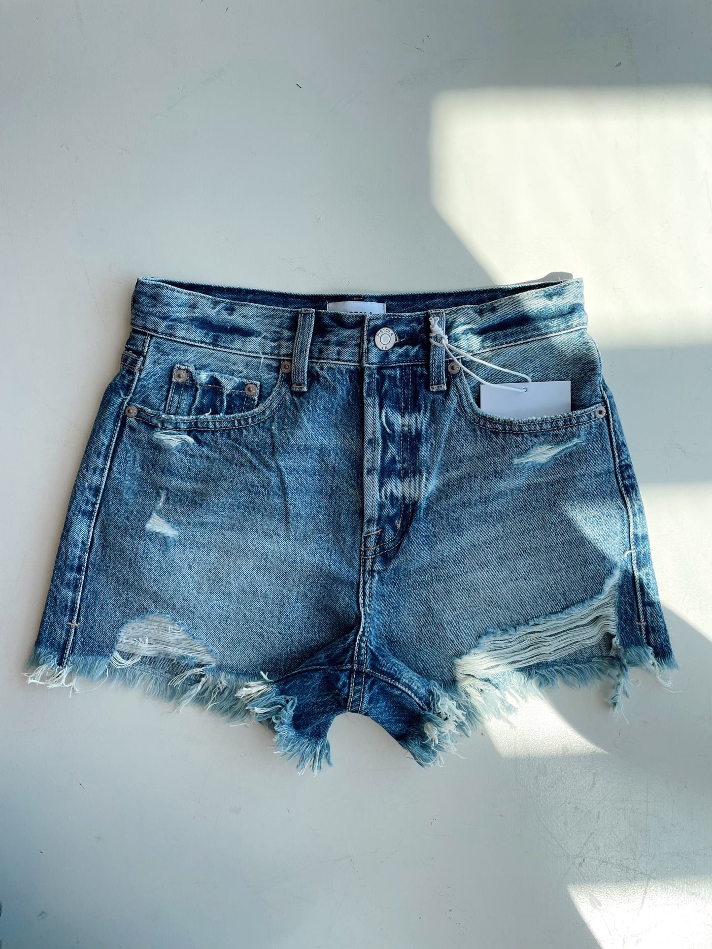 NOVA HIGH RISE SHORT