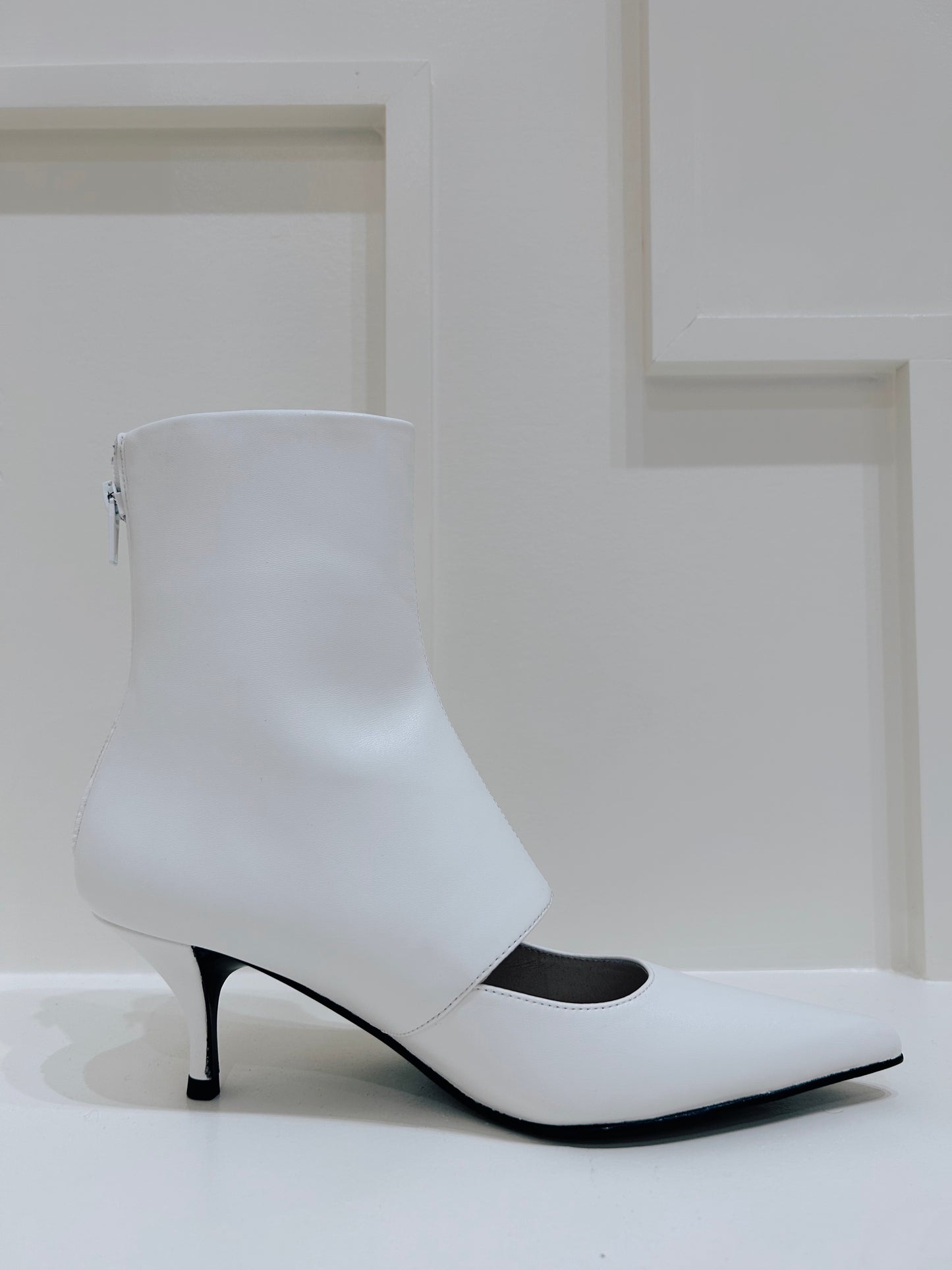 SPIES BOOT