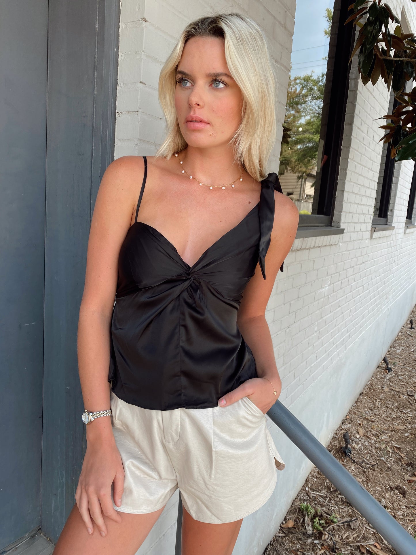 SHORA TOP