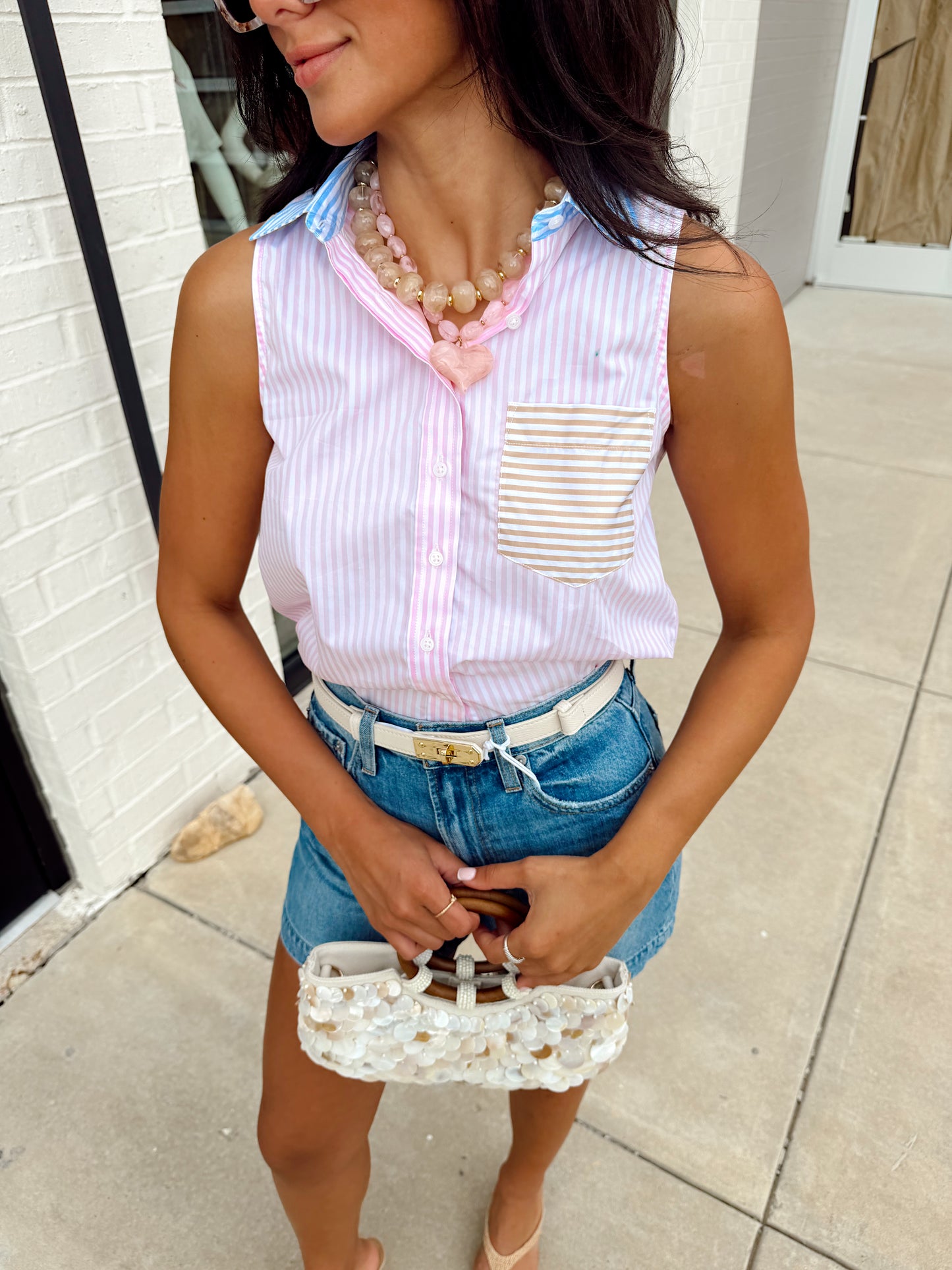 THE BOXY SLEEVELESS SHIRT