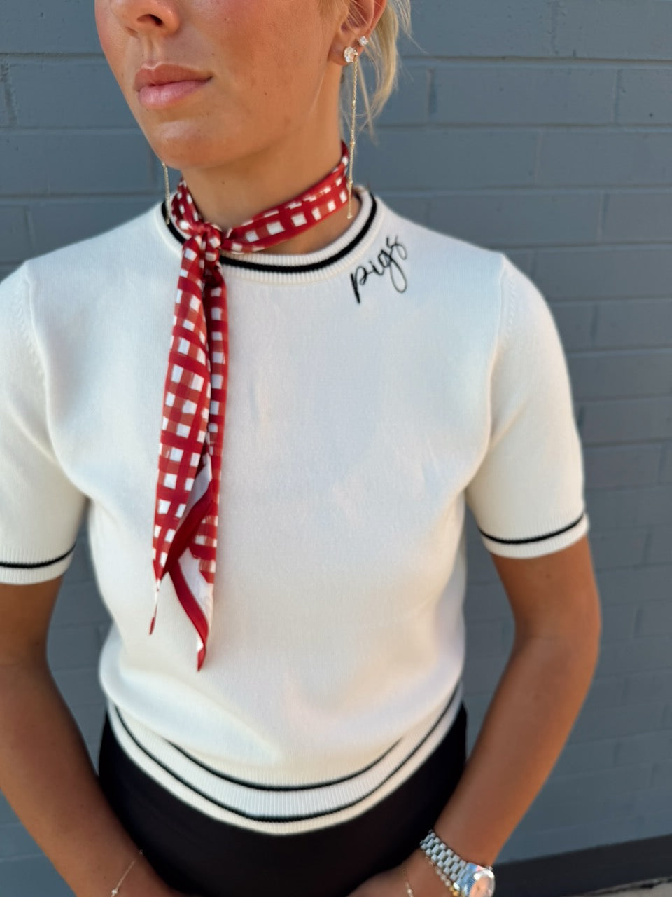 SHORT SLEEVE PIGS EMBROIDERED