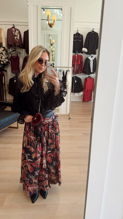 ZIVA FLUTTER NECK BLOUSE