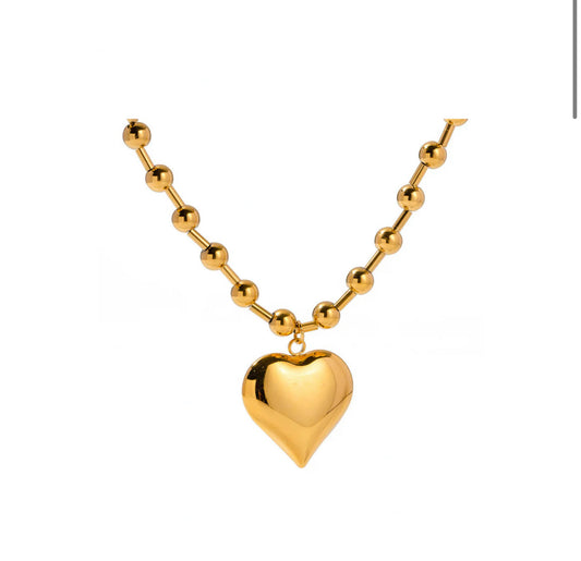 GOLD LOVER NECKLACE