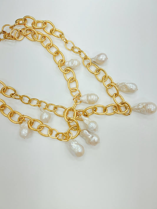 LAYERED BAROQUE PEARL NECKLACE