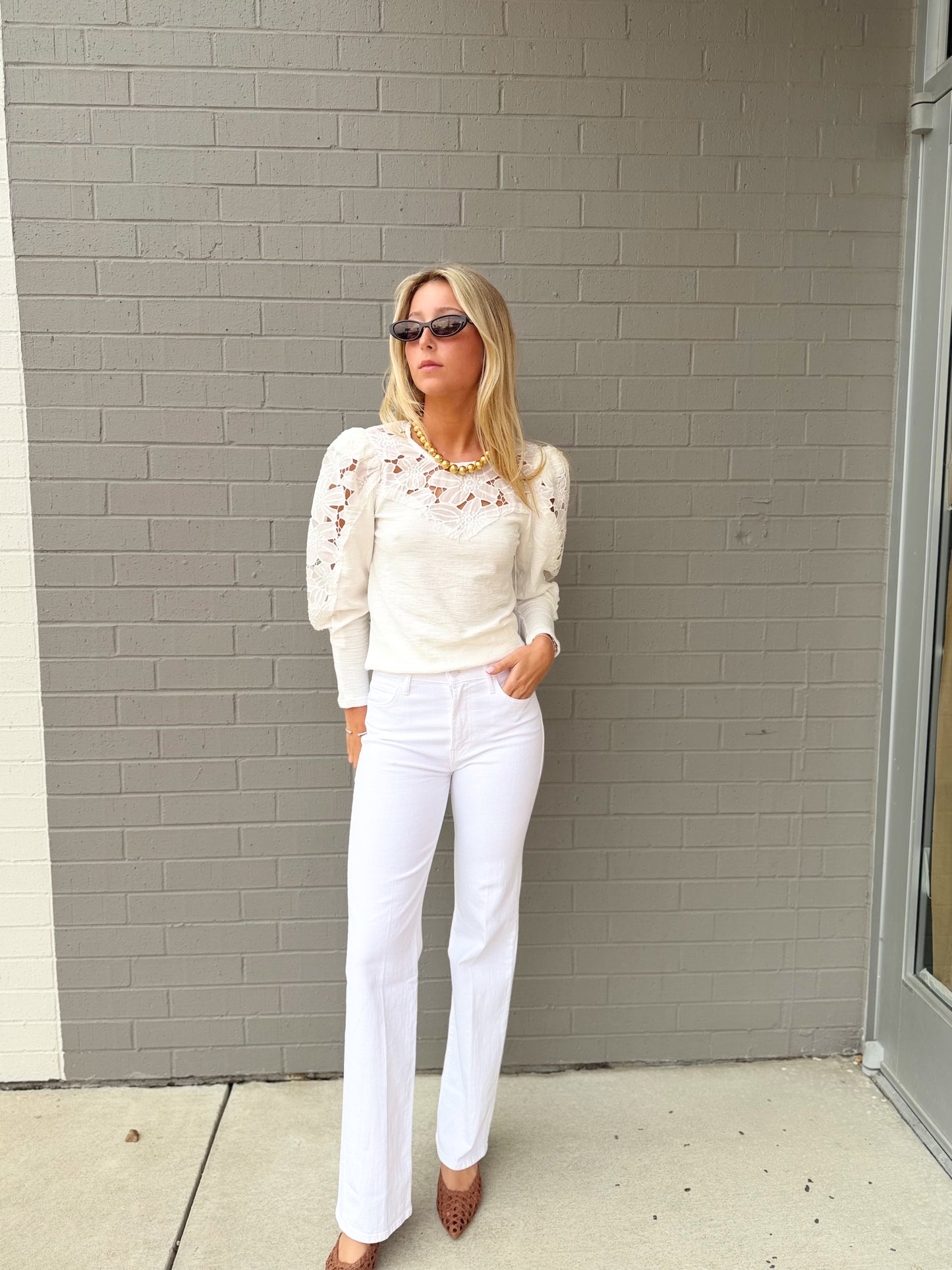 FLORAL TEXTURE PULLOVER