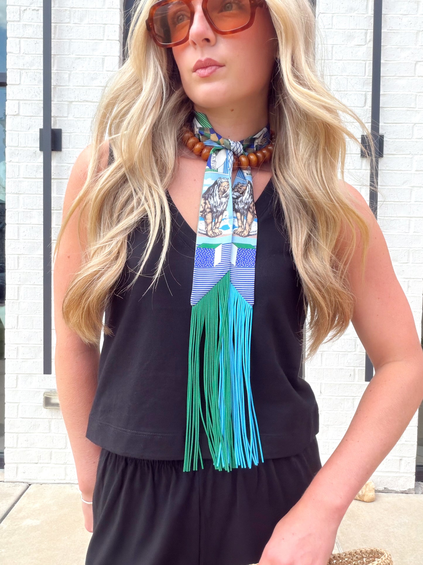 SLOANE V-NECK TOP