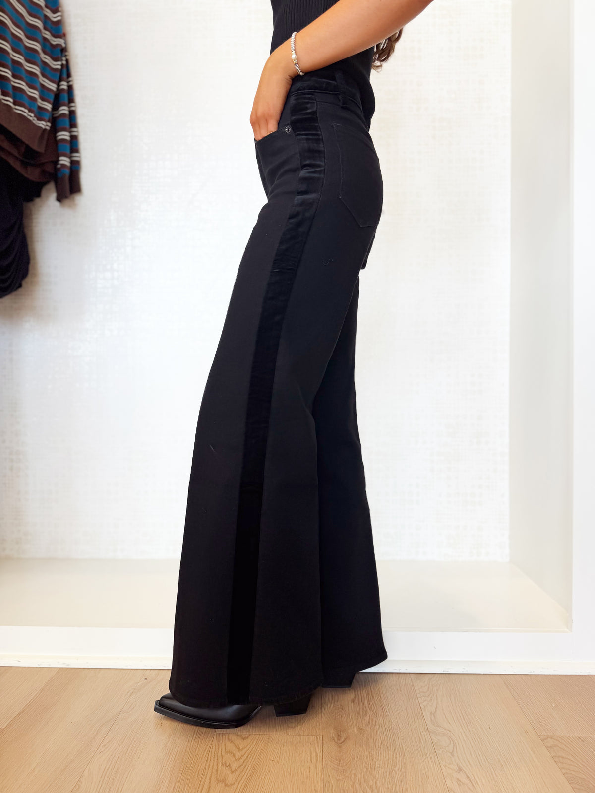 GOOD WAIST PALAZZO JEANS