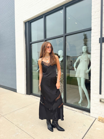 KORI LACE INSET SKIRT