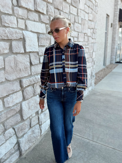 LONG SLEEVE PLAID BUTTON UP