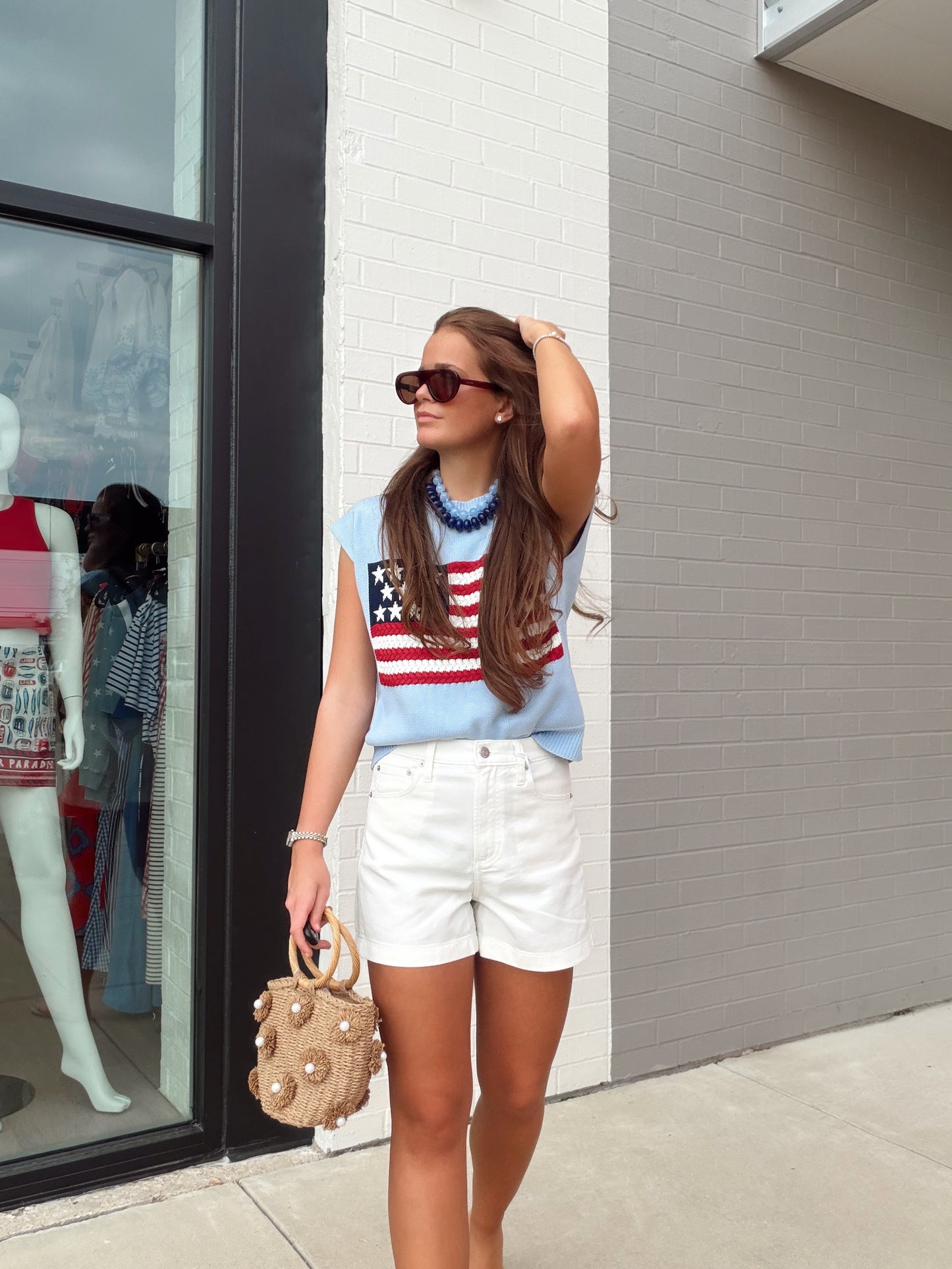 WIDE SHOULDER USA FLAG SWEATER
