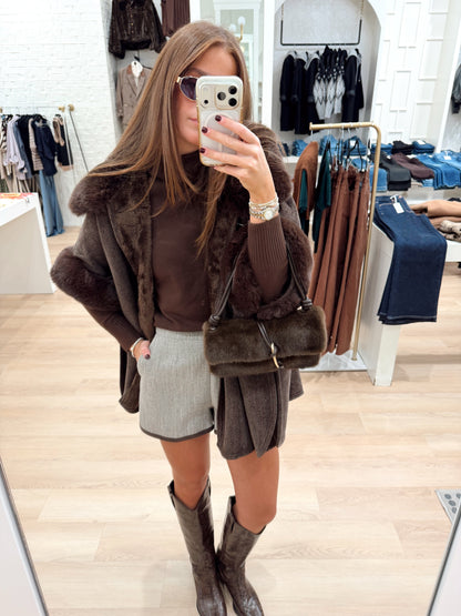 FUR COLLAR CAPE